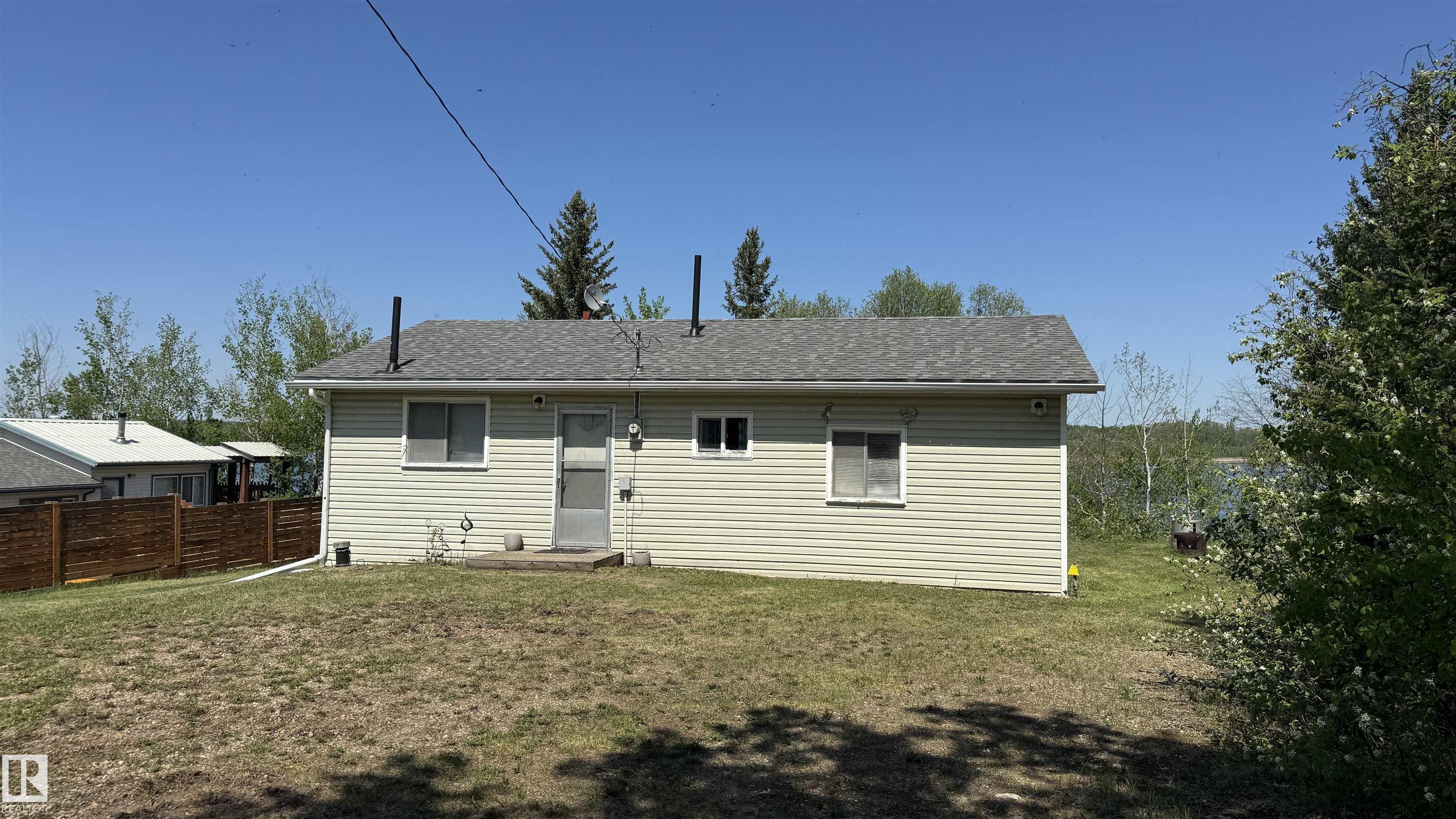322, 11121 Twp Road 595, Rural St. Paul County, Alberta, T0A 0C0