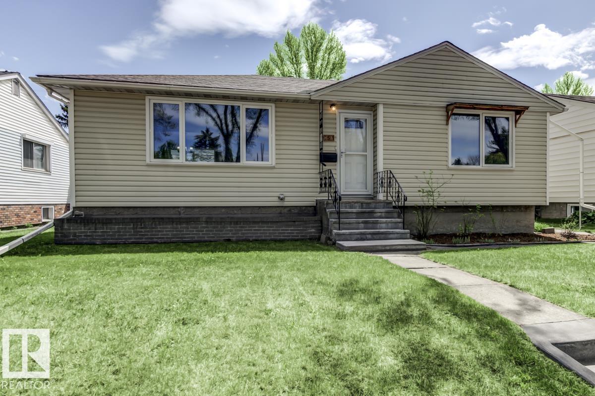 8511 64 Avenue, Edmonton, Alberta, T6E 0H1