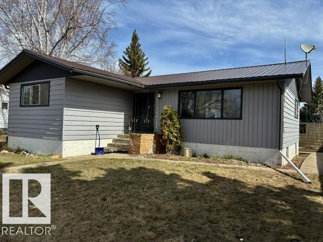 5206 51ave, Willingdon, Alberta, T0B 4R0