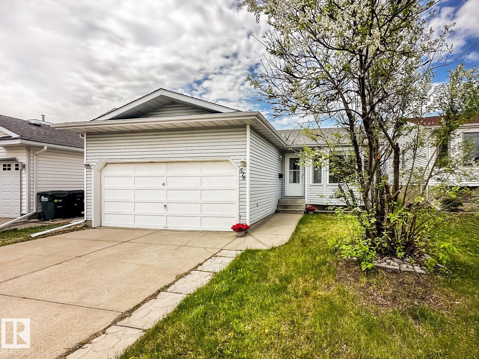 576 Rainbow Crescent, Sherwood Park, Alberta, T8A 5N6