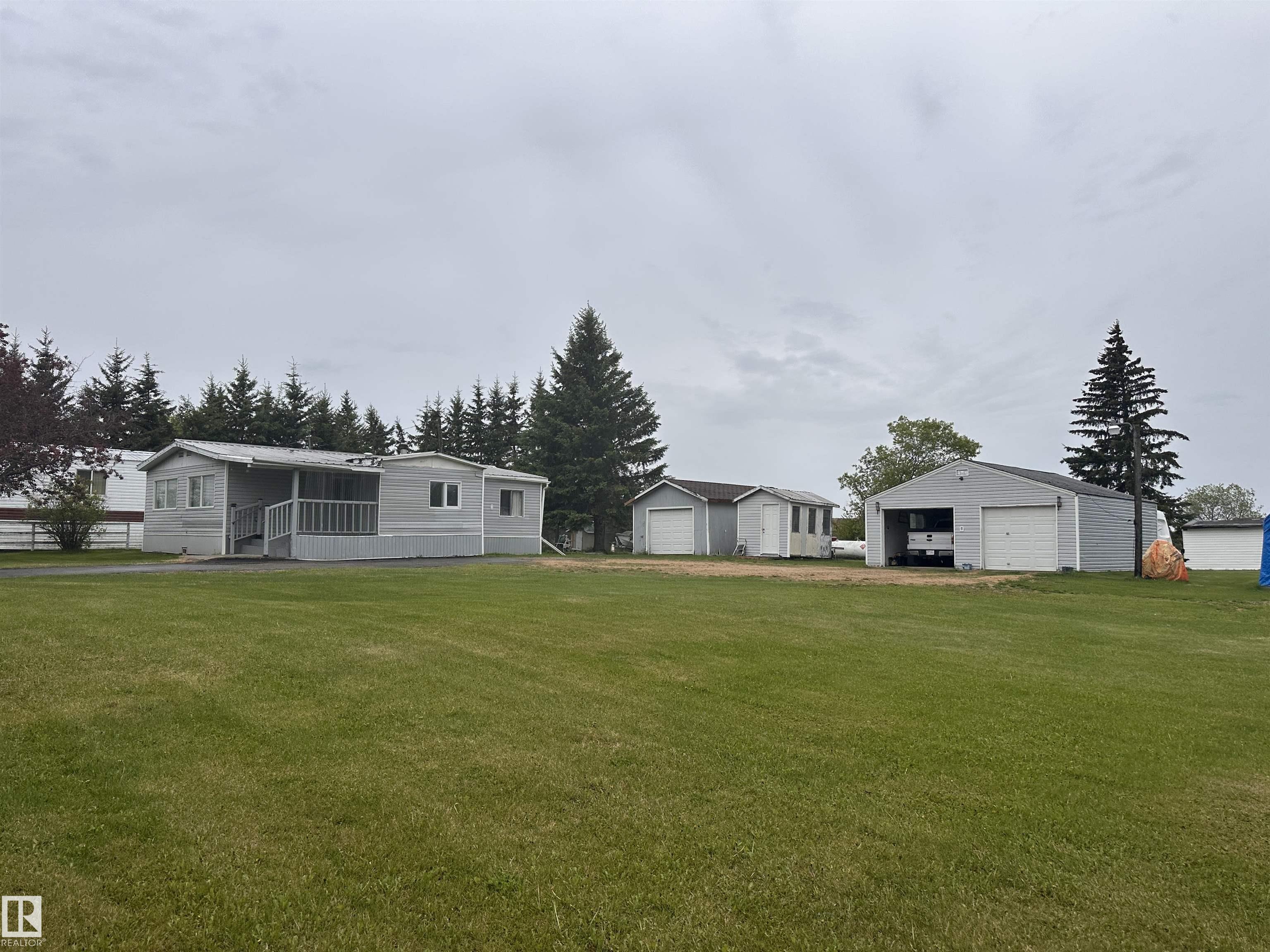 4612 50 Street, Fawcett, Alberta, T0G 0Y0