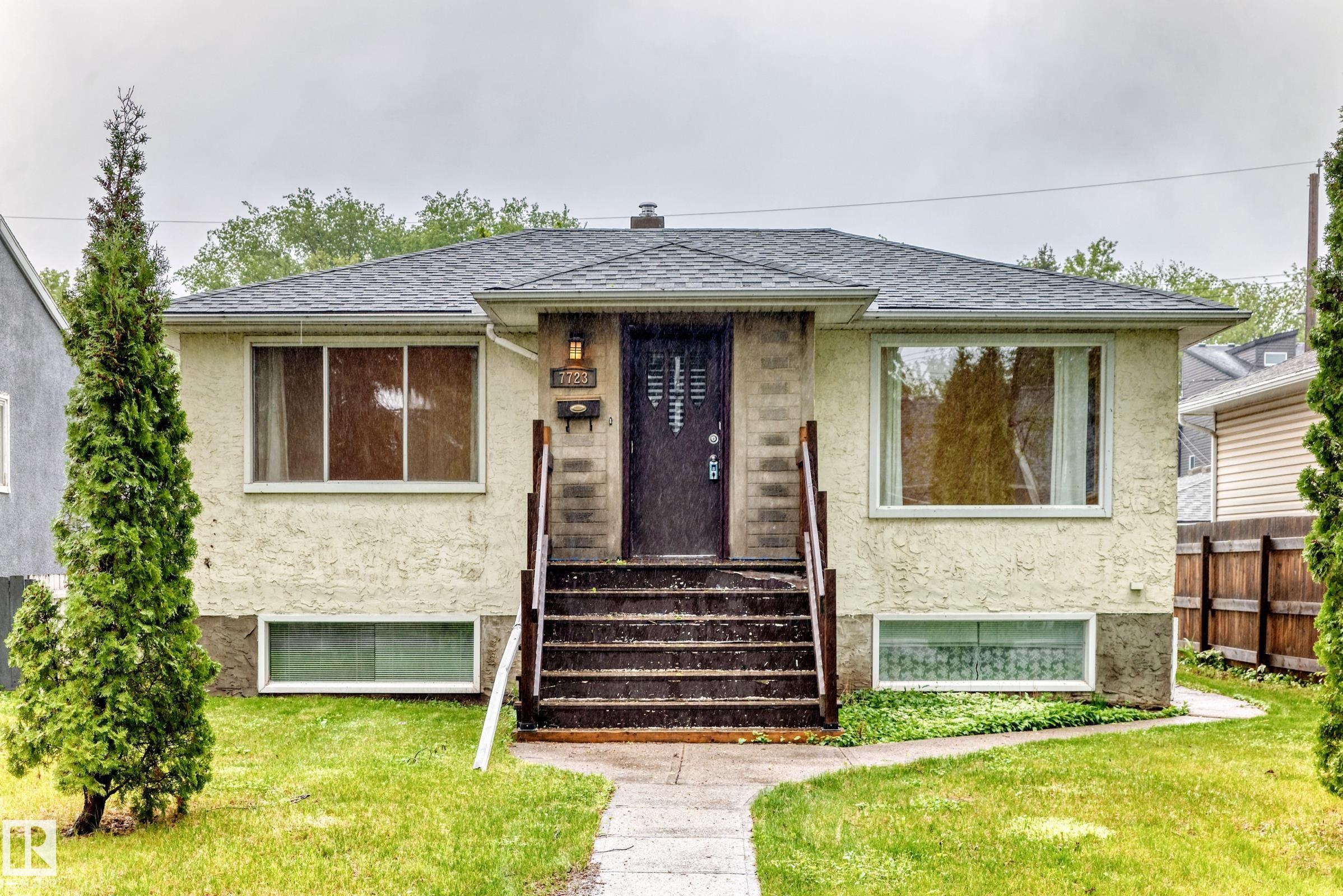 7723 81 Avenue, Edmonton, Alberta, T6C 0V4