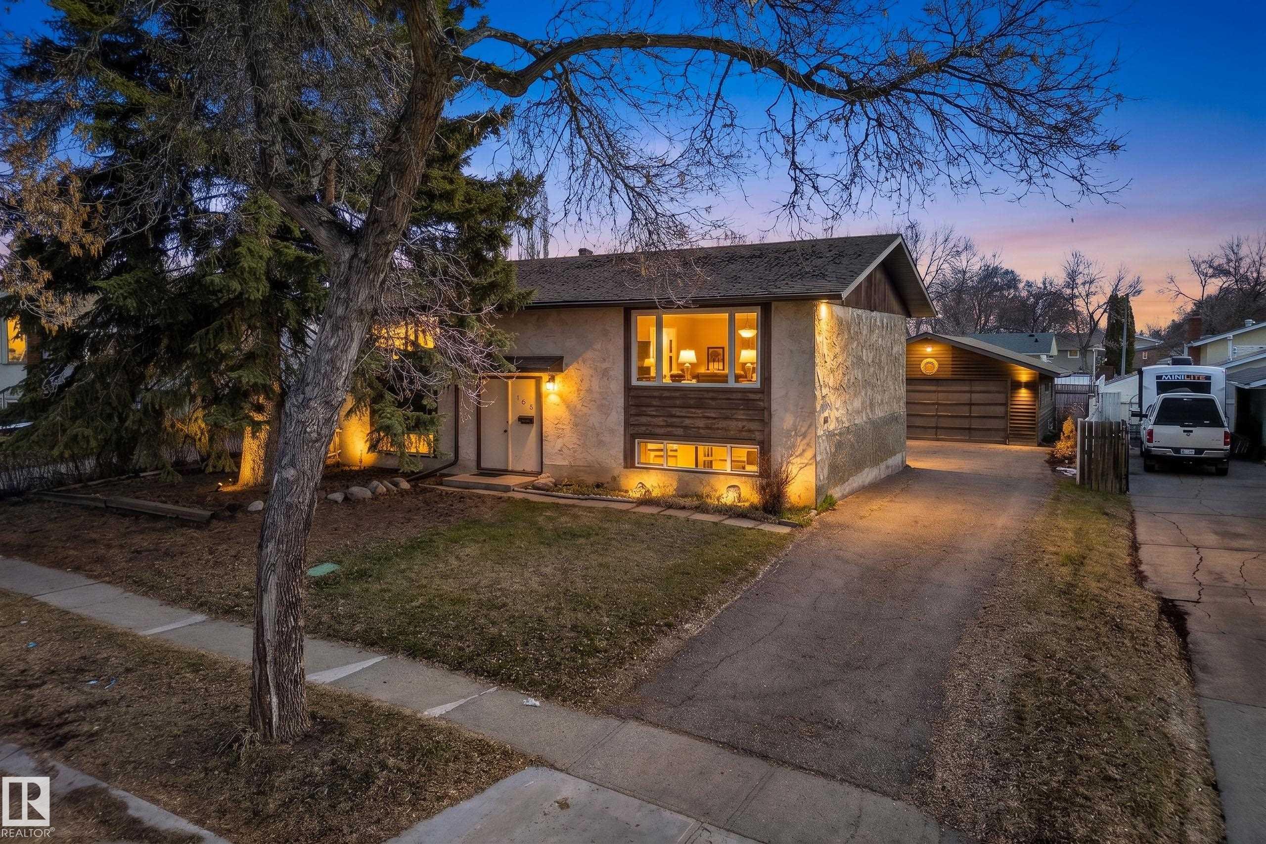 105 Mission Avenue, St. Albert, Alberta, T8N 2C5