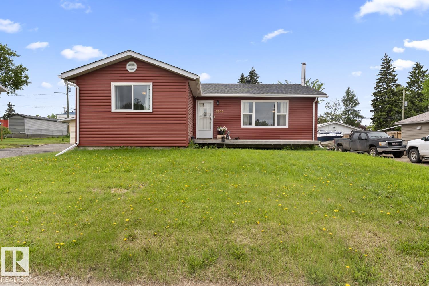 5709 51 Avenue, Cold Lake, Alberta, T9M 1S4