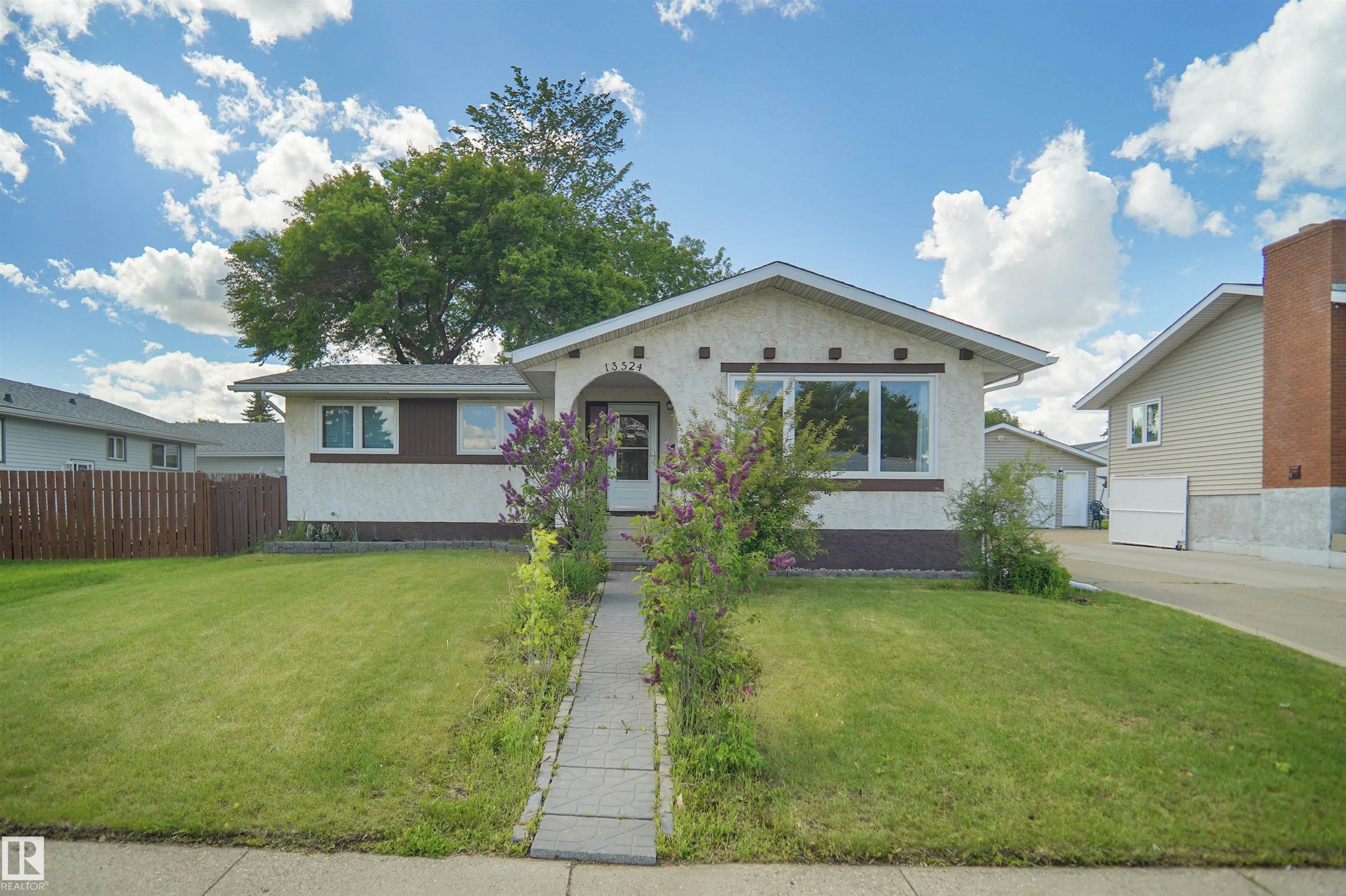 13524 26 Street, Edmonton, Alberta, T5A 3W1
