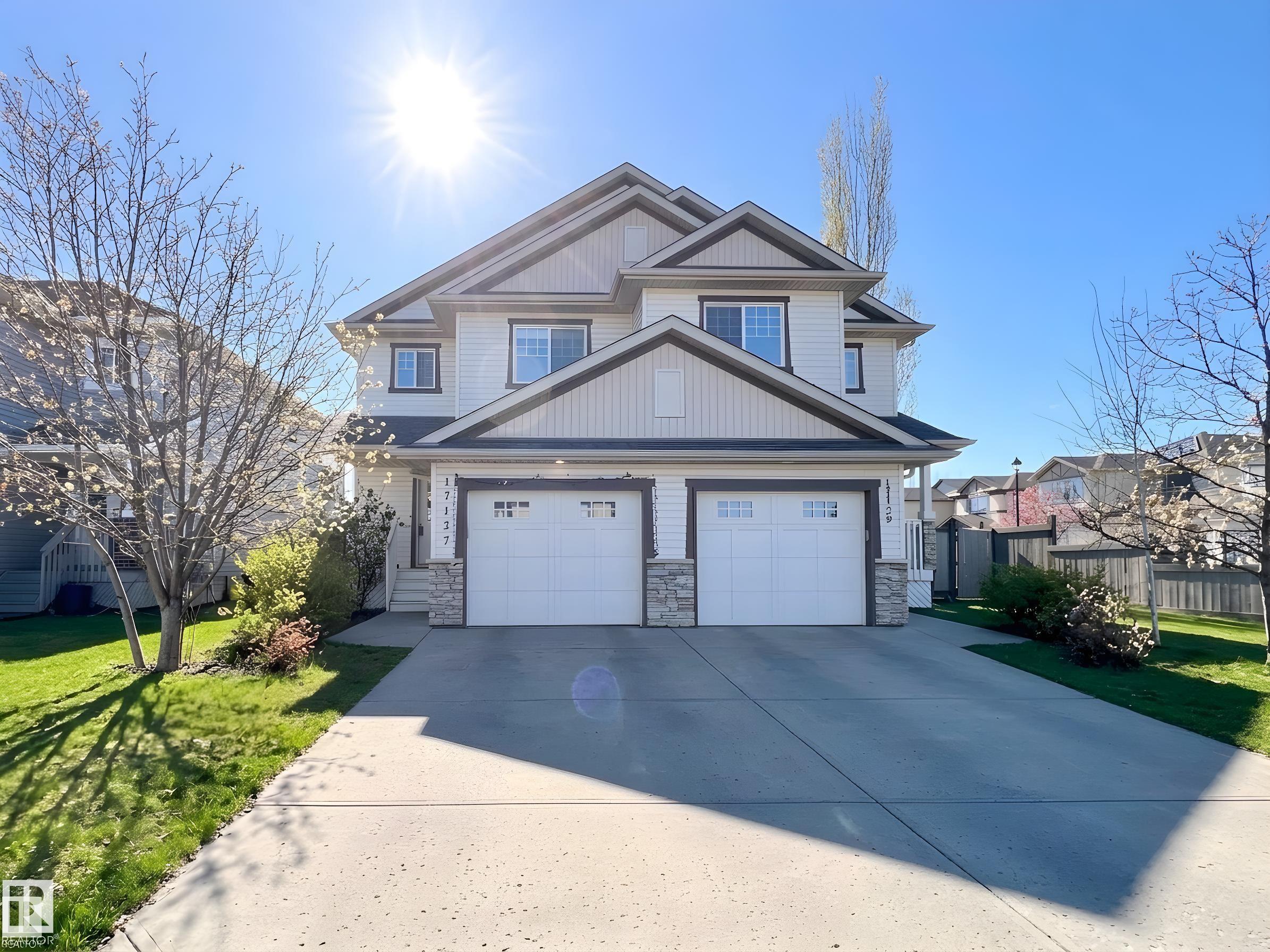17127 7a Avenue, Edmonton, Alberta, T6W 0M5
