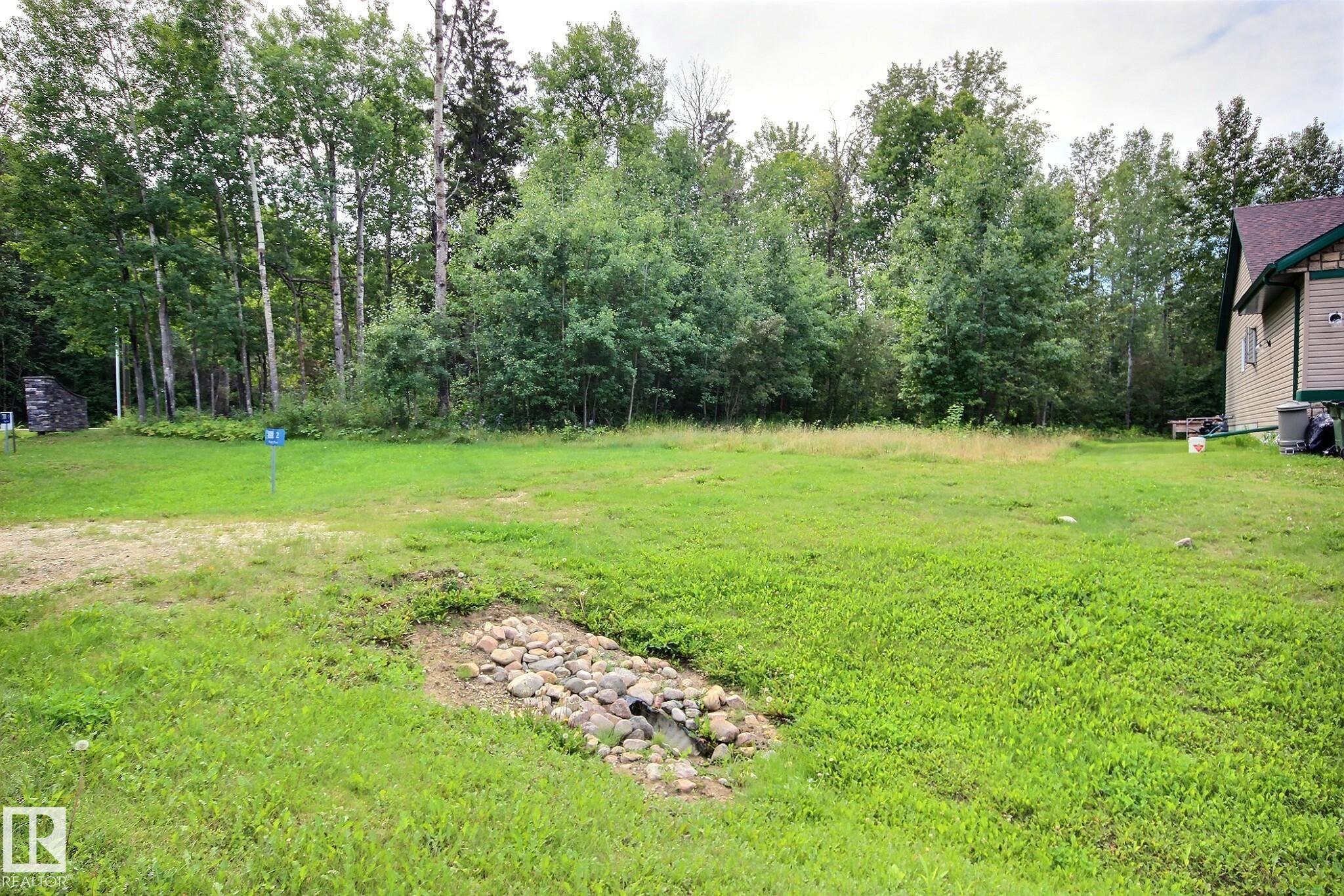 2 Poppy Place, Rural Lac Ste. Anne County, Alberta, T0E 1V0
