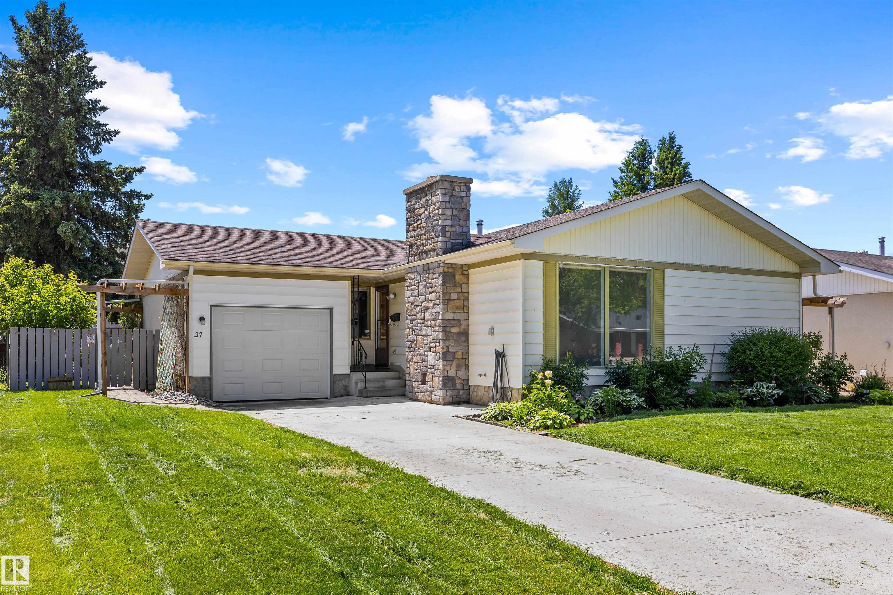 37 Leon Place, St. Albert, Alberta, T8N 1X6