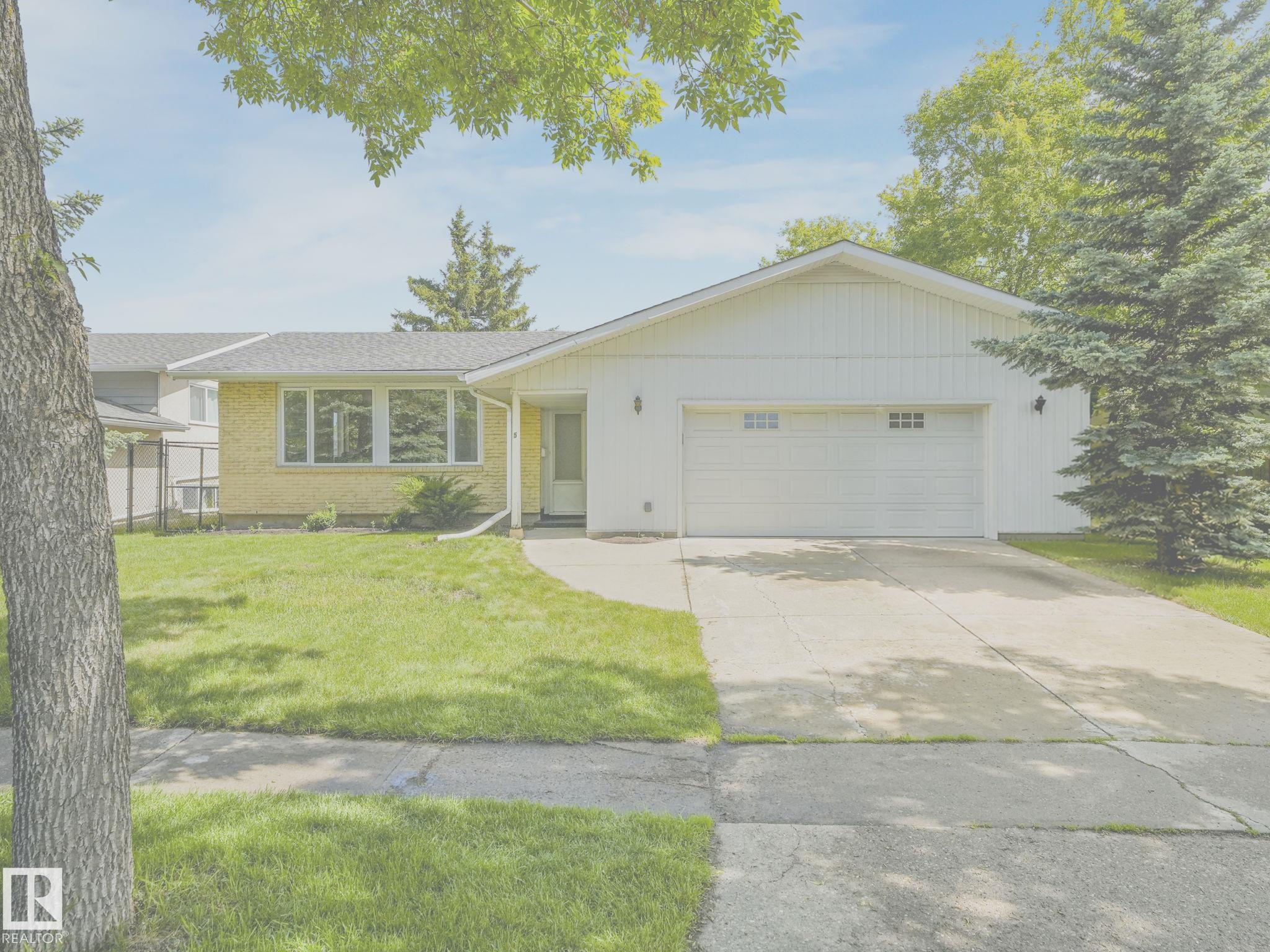 5 Akins Drive, St. Albert, Alberta, T8N 2H6