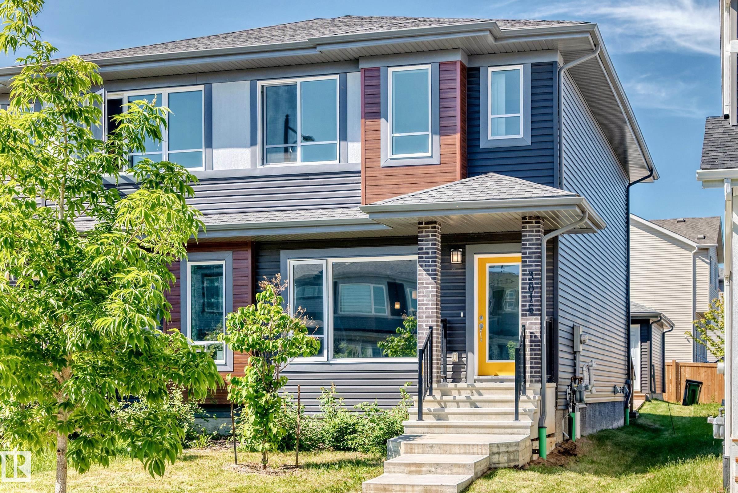 3816 Chrustawka Place, Edmonton, Alberta, T6W 4M9