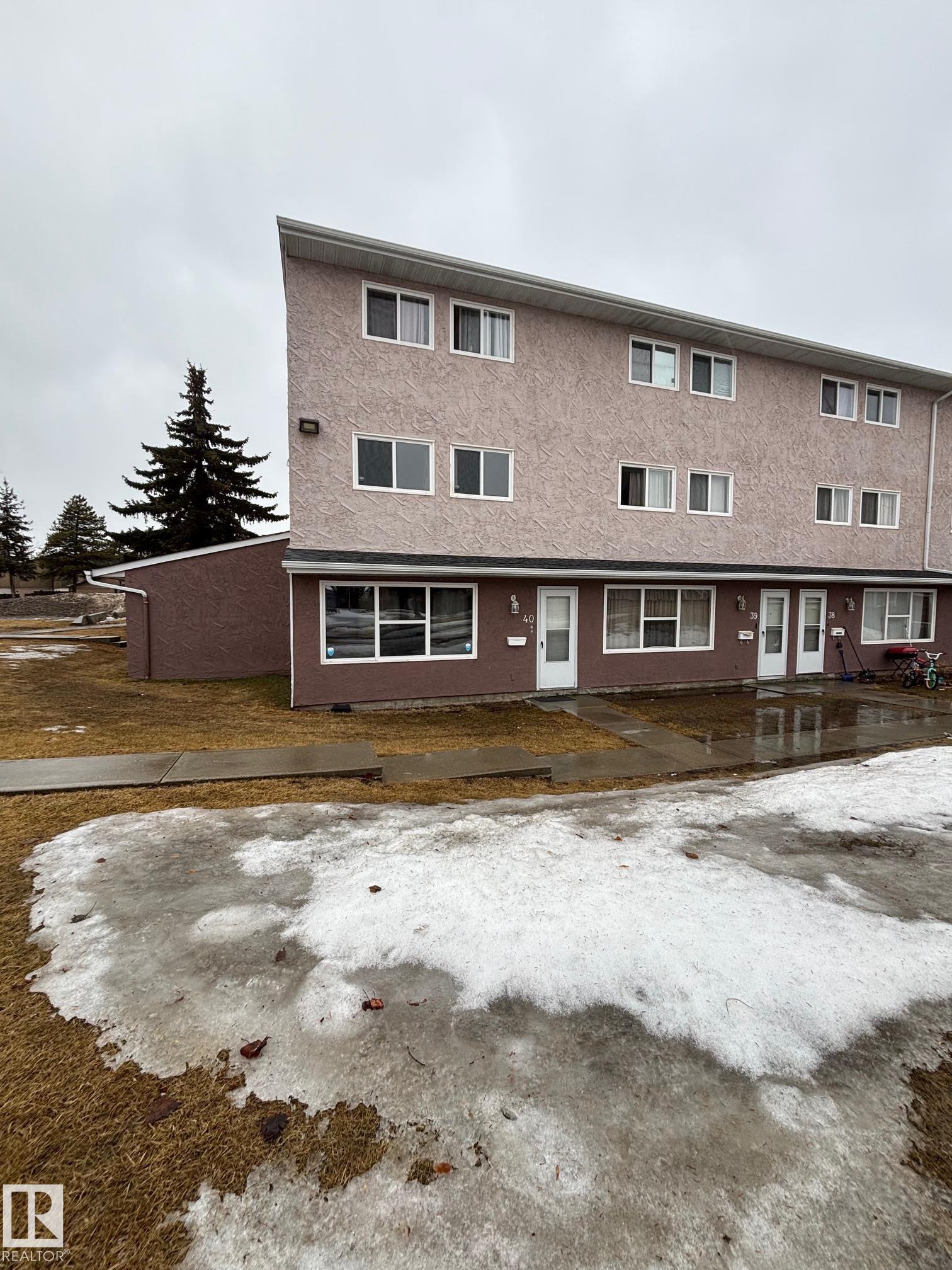 40 13590 38 Street Edmonton Alberta
