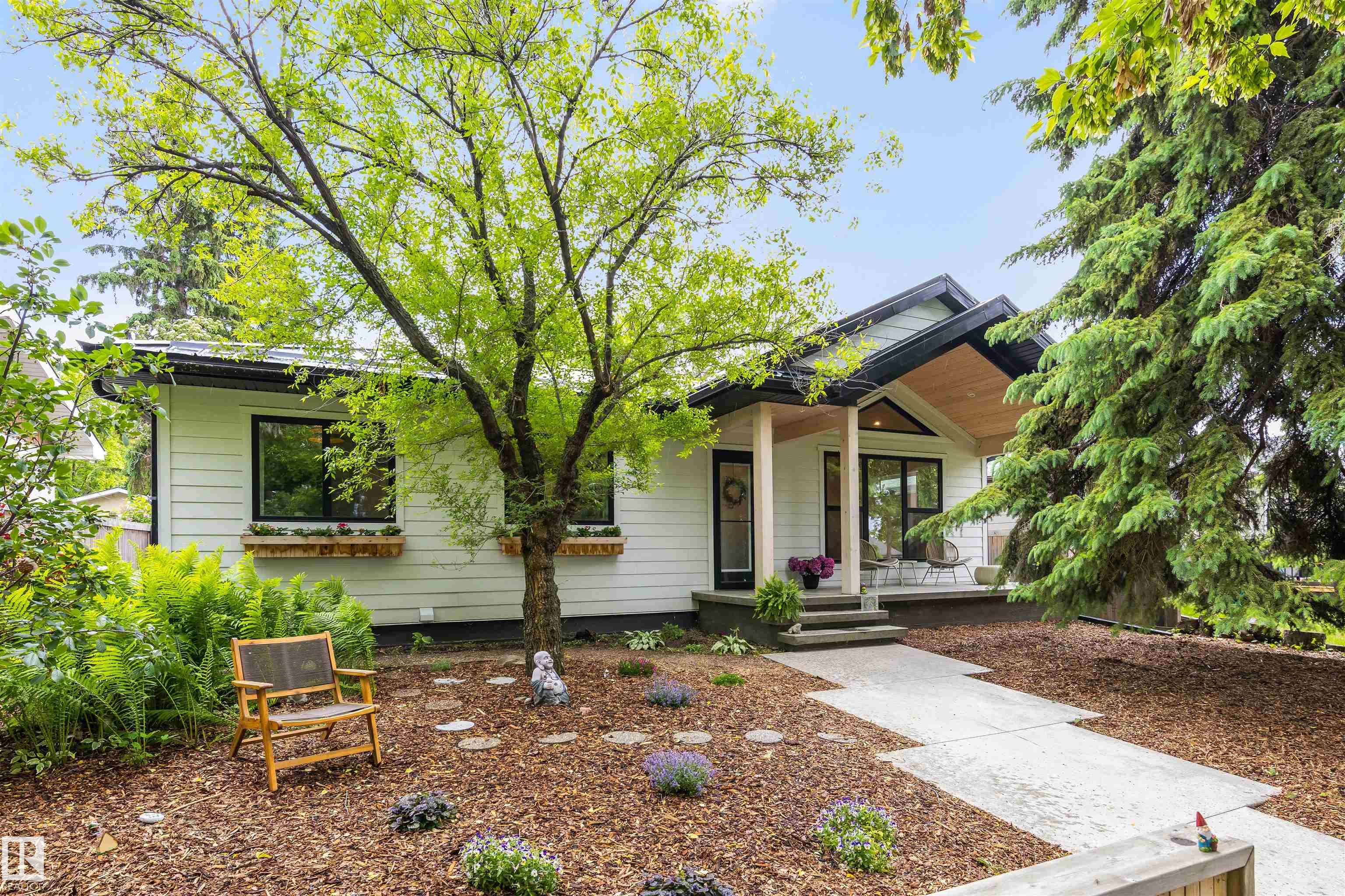 12 Belmont Drive, St. Albert, Alberta, T8N 0C2