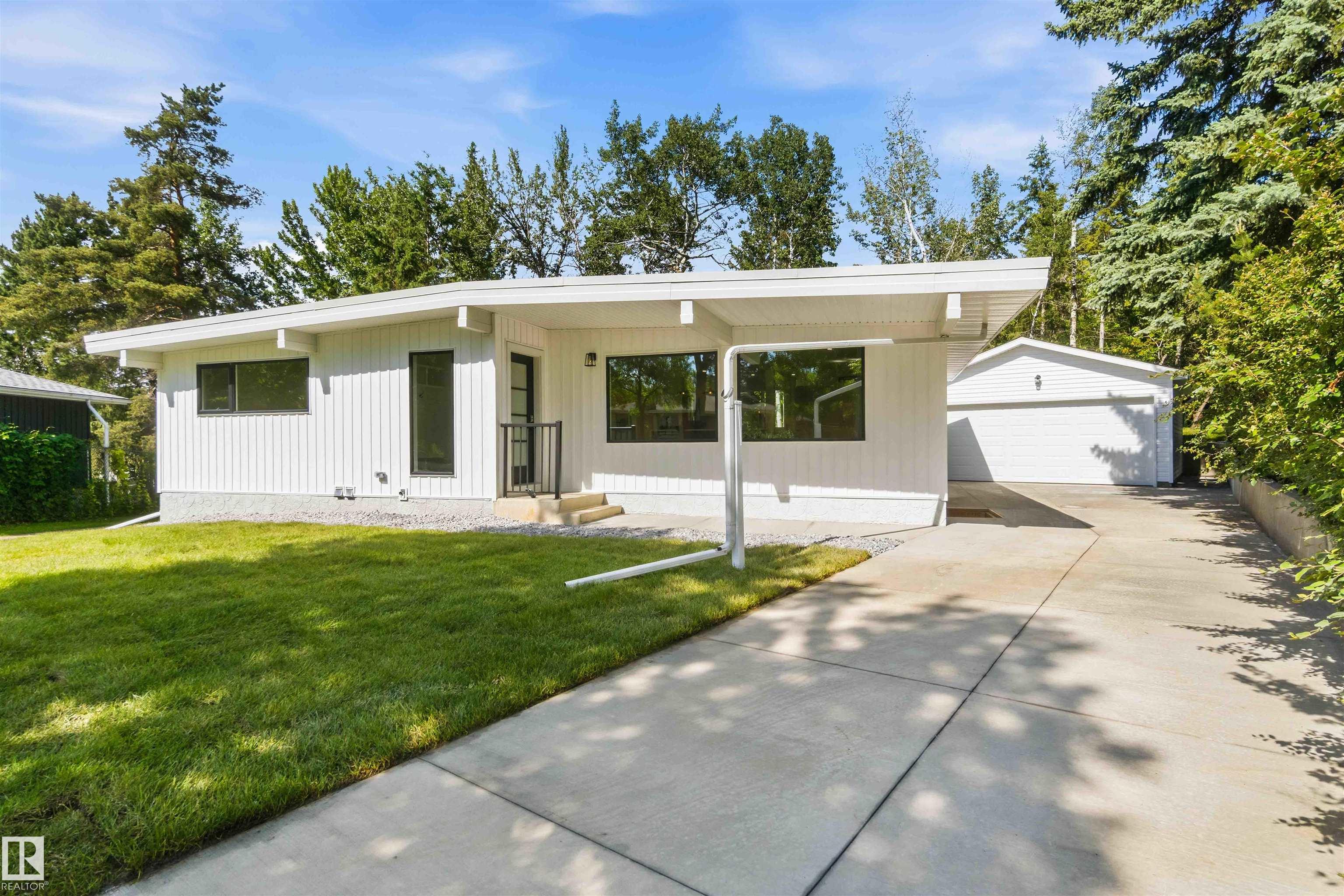 19 Greenbrier Crescent, St. Albert, Alberta, T8N 1A2
