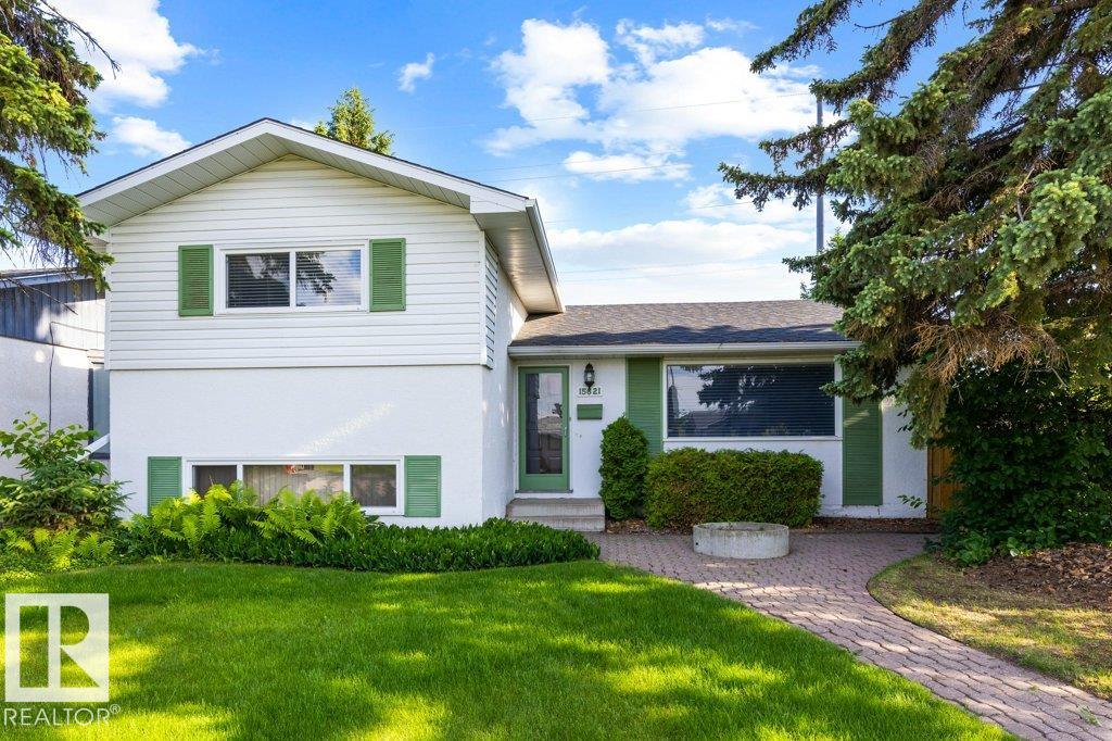 15621 79a Avenue, Edmonton, Alberta, T5R 3H6