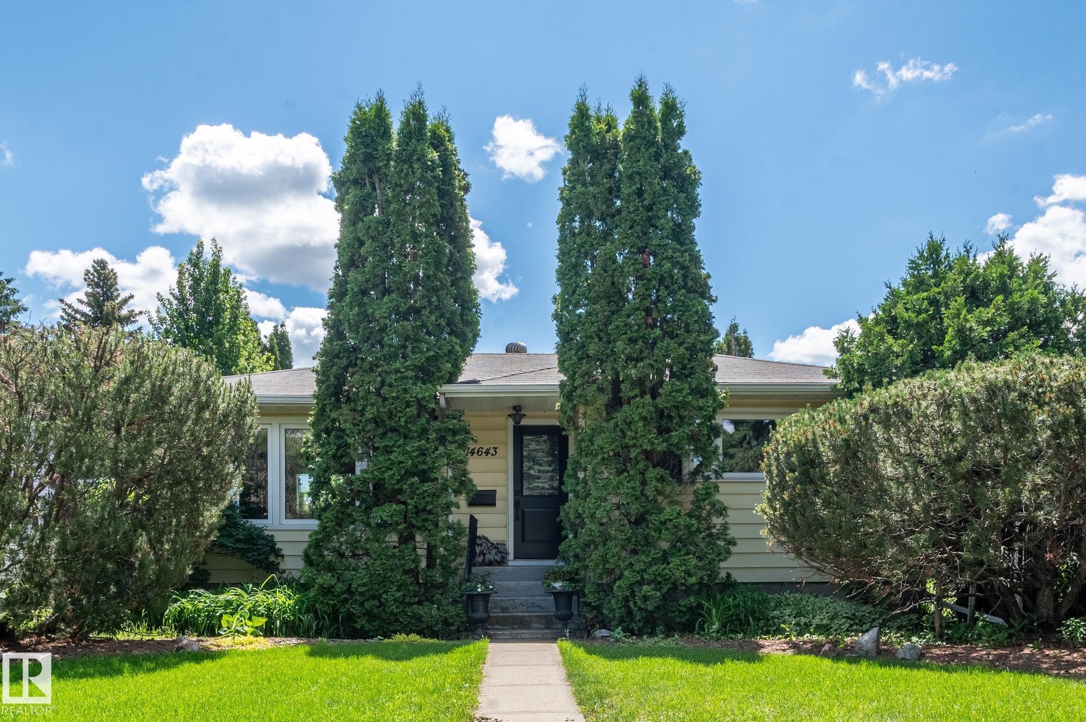 14643 88 Avenue, Edmonton, Alberta, T5R 4J7