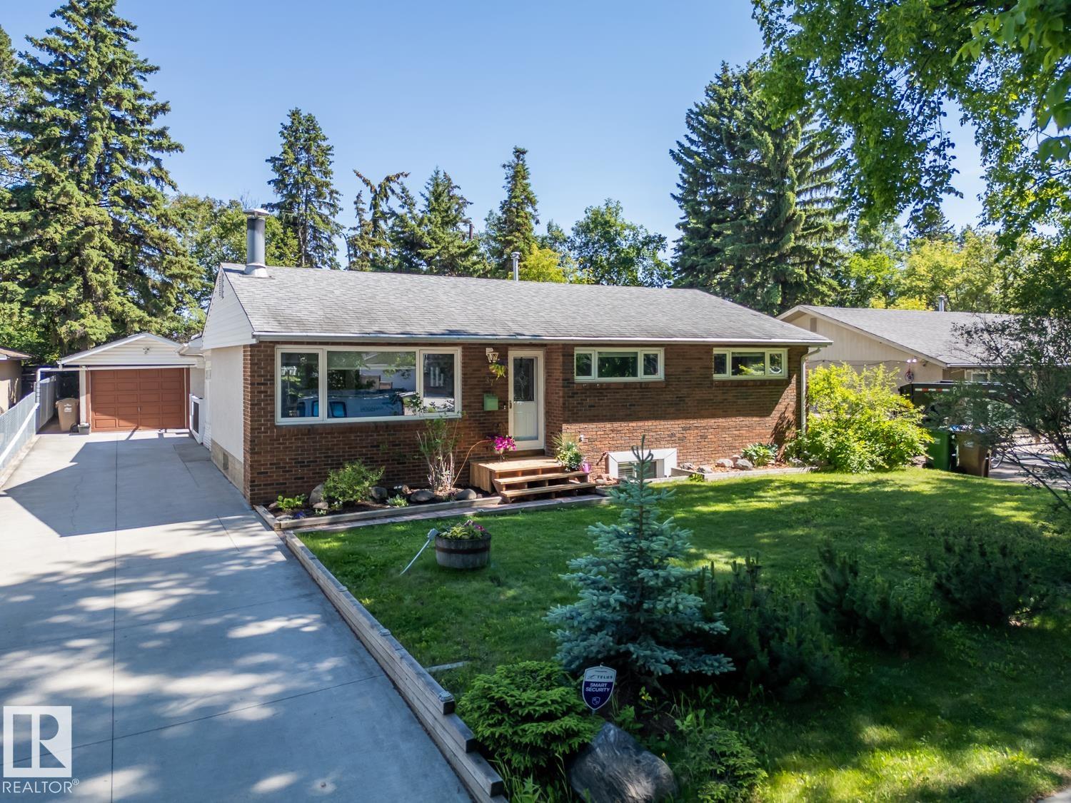 37 Sunnyside Crescent, St. Albert, Alberta, T8N 0J4