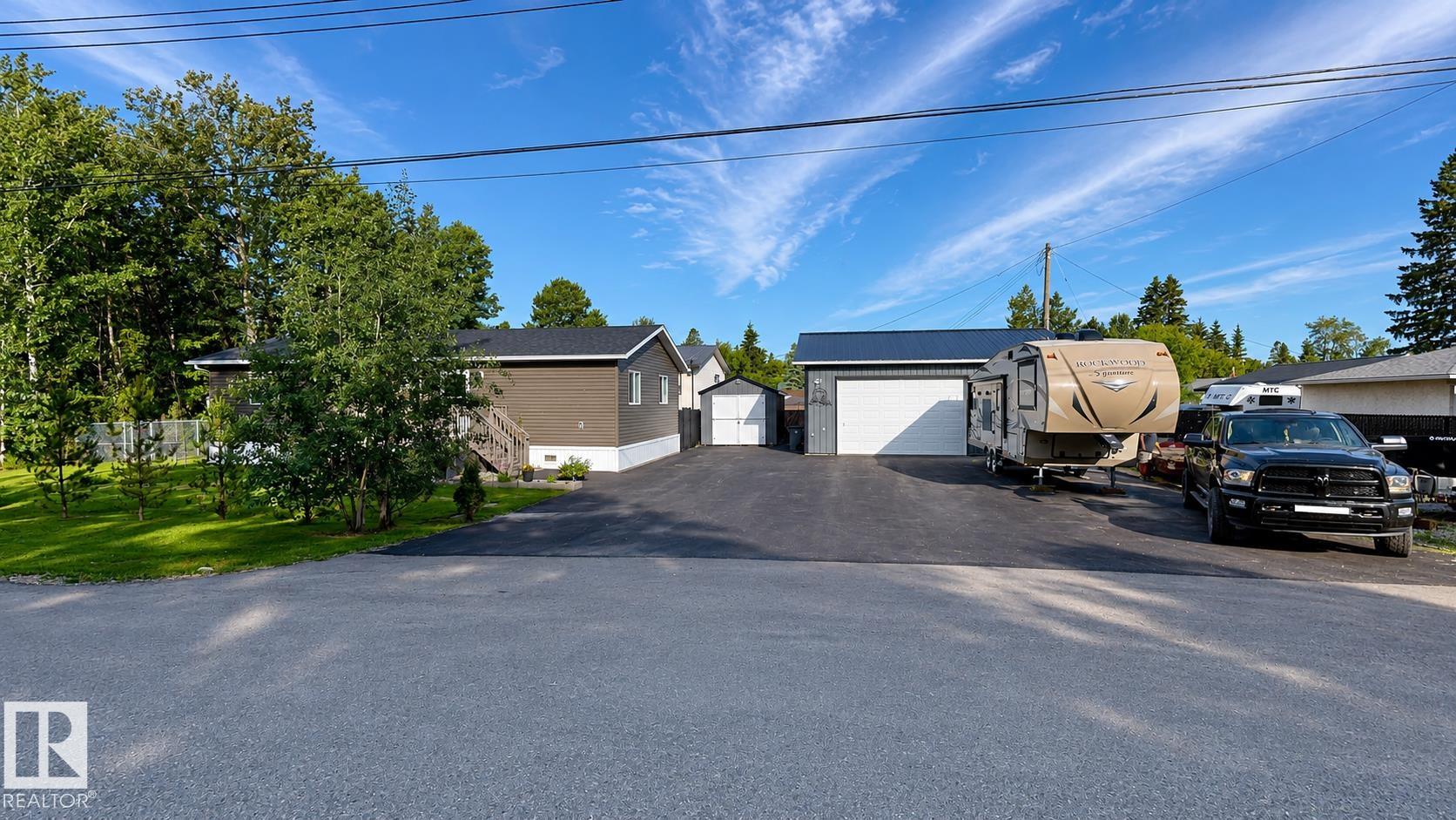 4707 52a Street, Rural Lac Ste. Anne County, Alberta, T0E 0A0