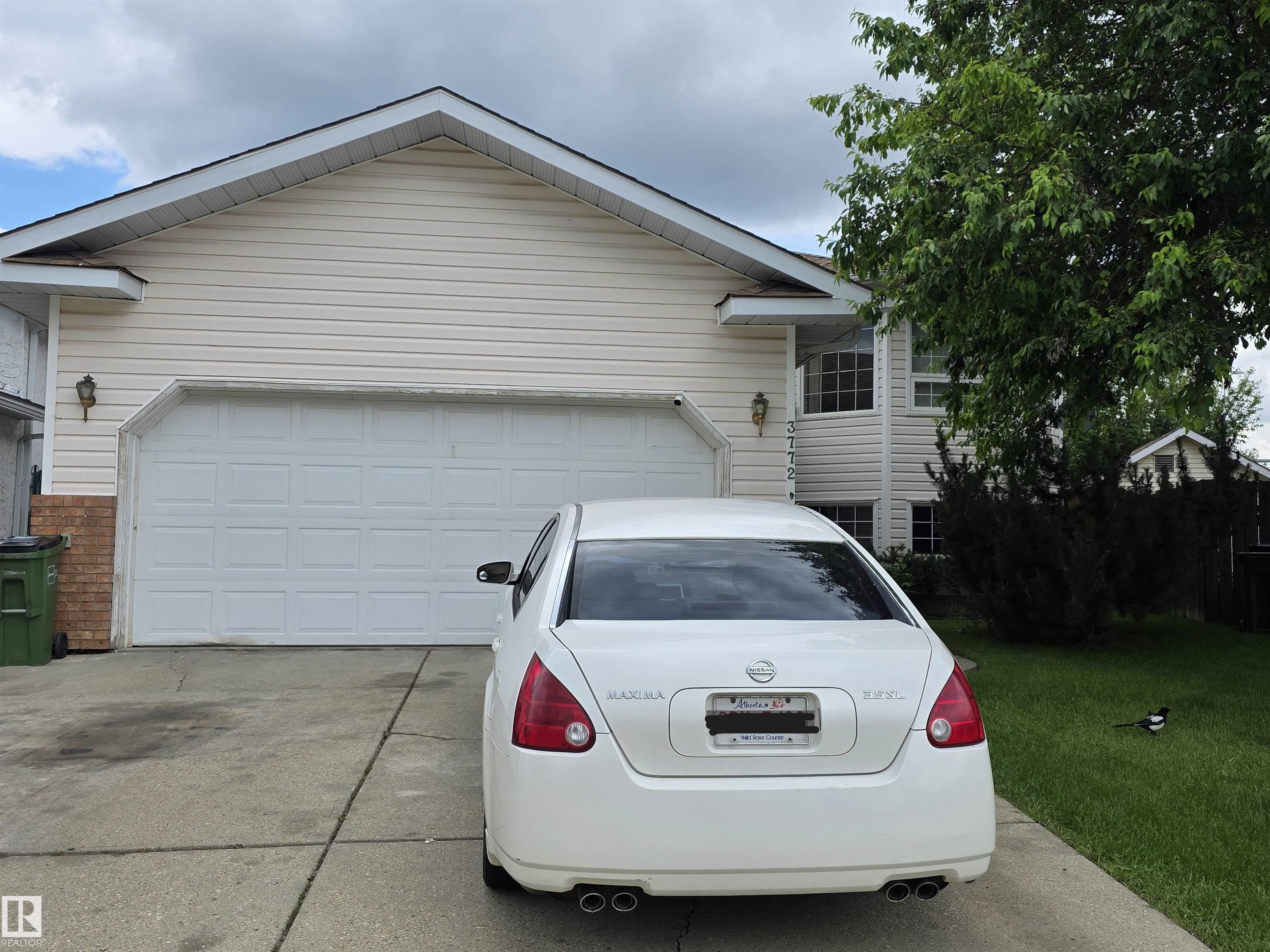 3772 48 Street Nw, Edmonton, Alberta, T6L 3T3