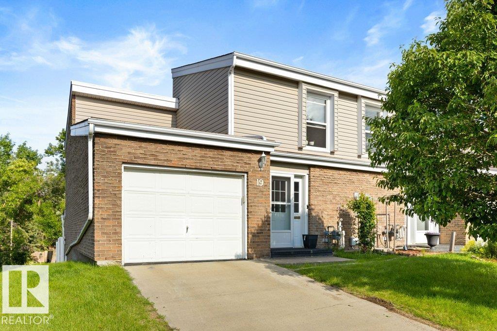 19 Grandview Ridge, St. Albert, Alberta, T8N 1T3