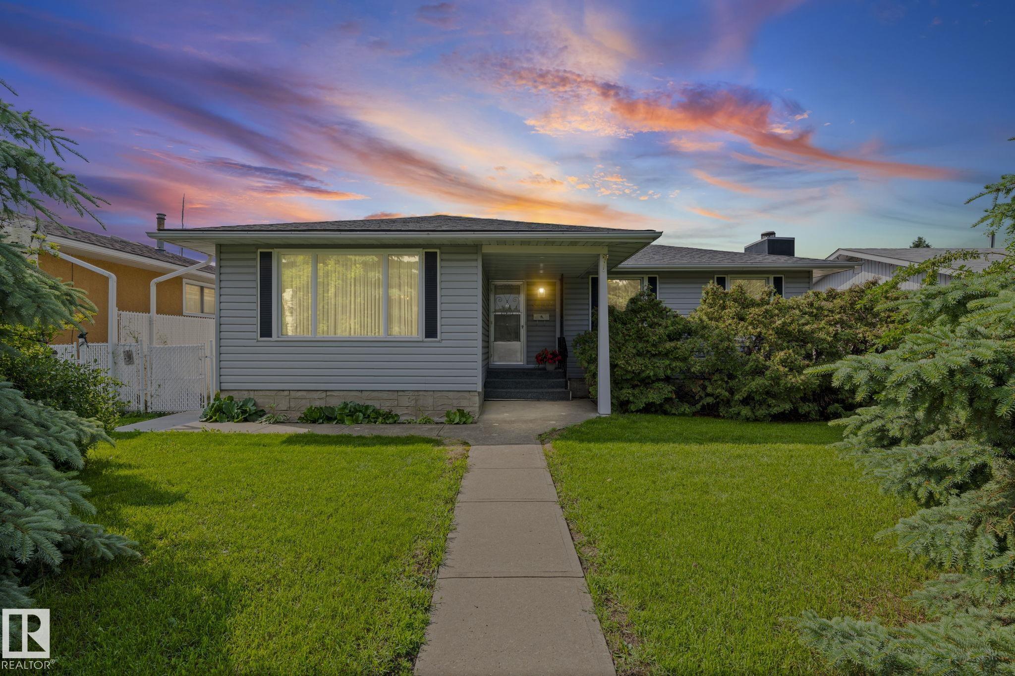 8323 142 Avenue, Edmonton, Alberta, T5E 2G3
