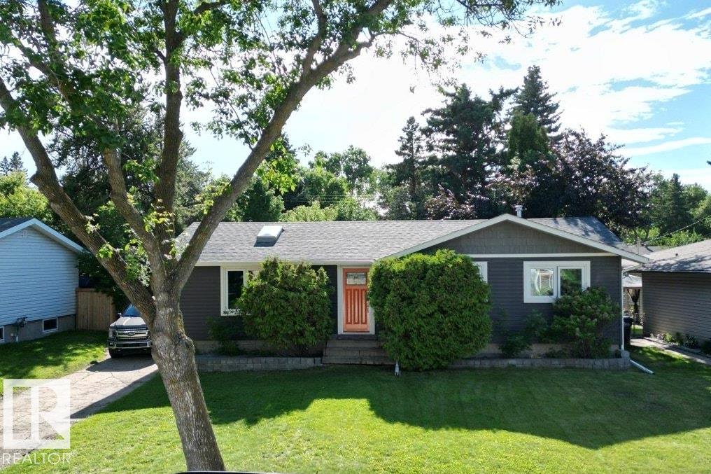 924 Conifer St, Sherwood Park, Alberta, T8A 1N5