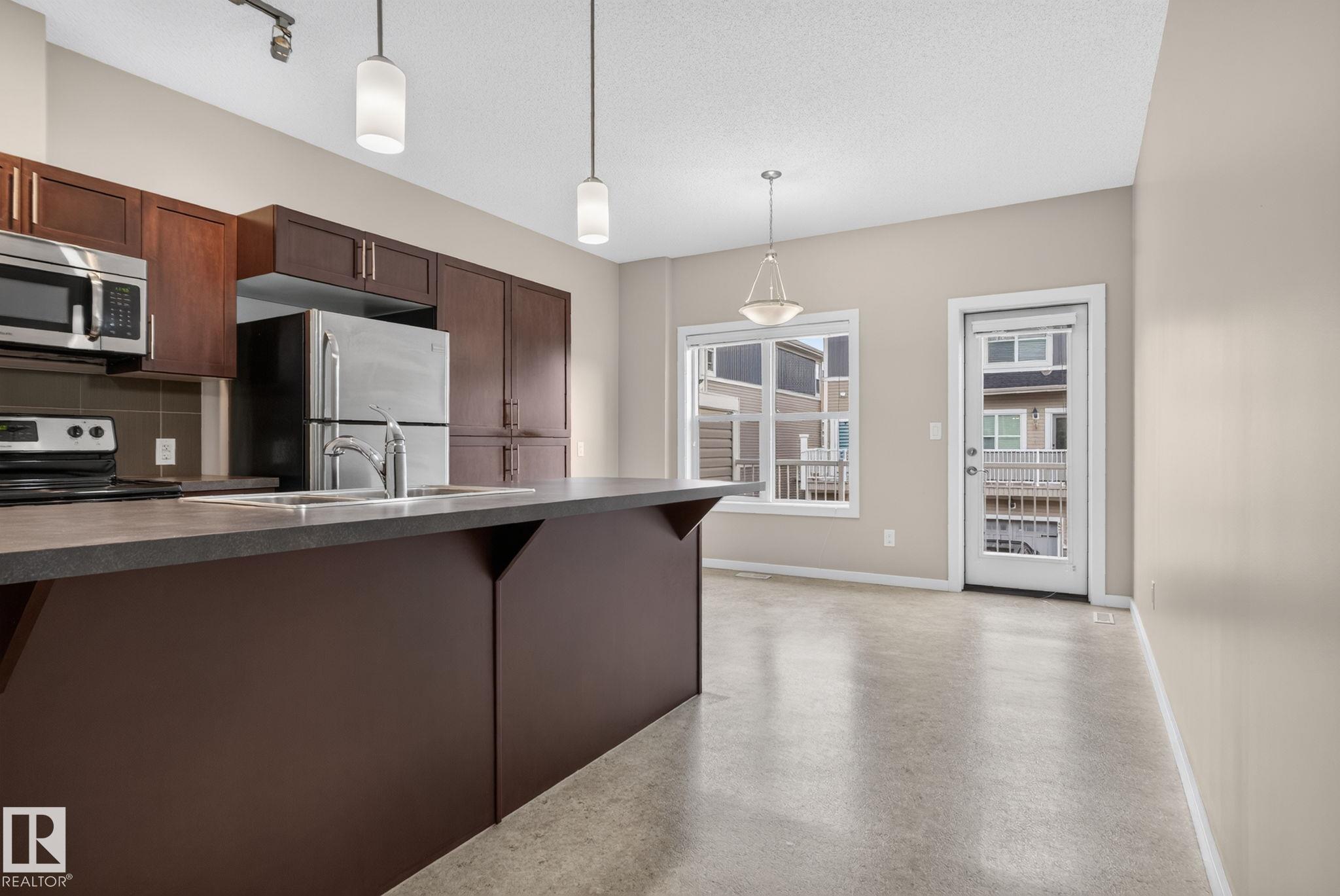 57 3710 Allan Drive, Edmonton, Alberta, T6W 2C4