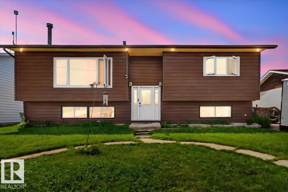 5215 50 Avenue, Bruderheim, Alberta, T0B 0S0