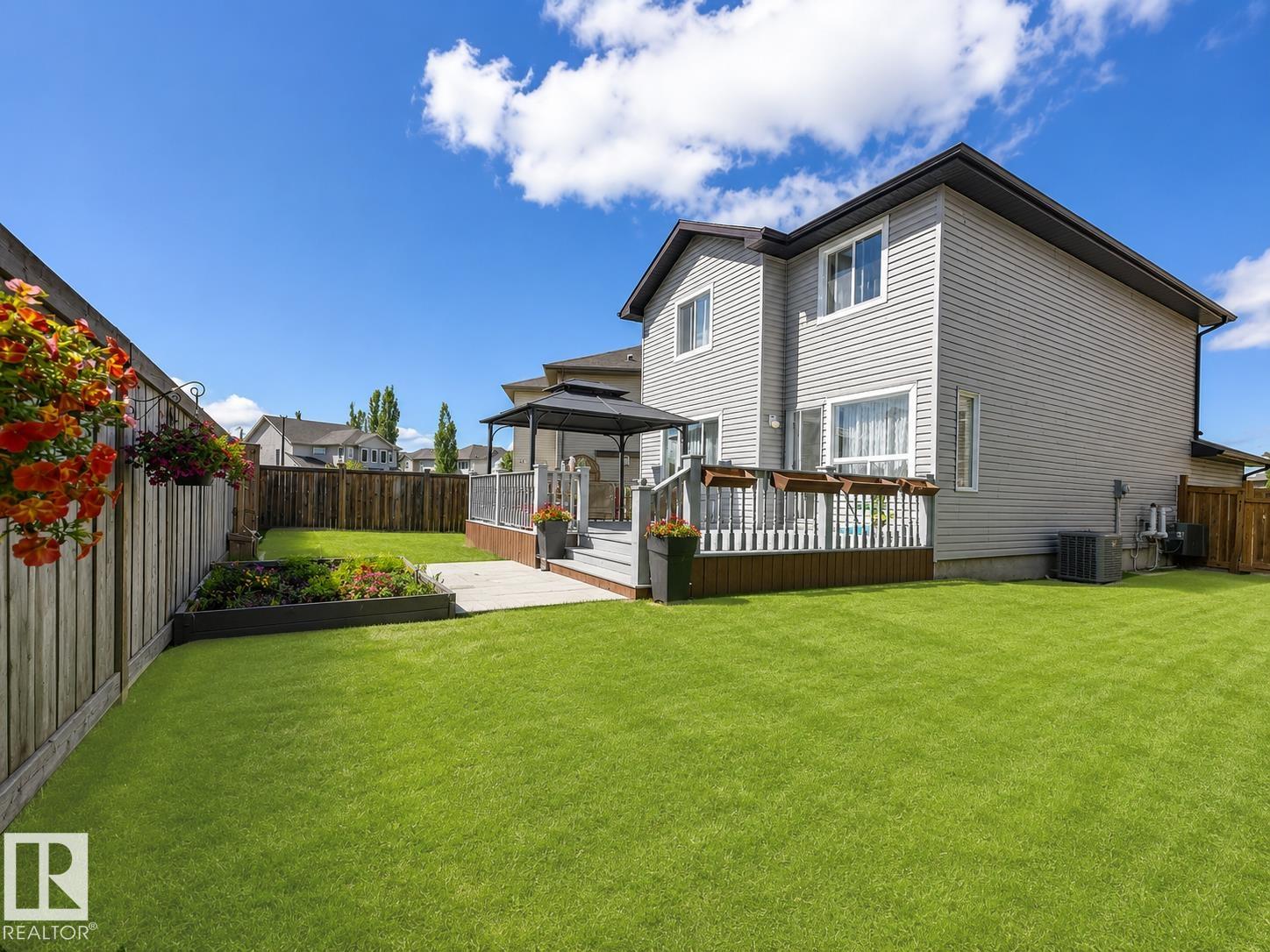 526 173a Street, Edmonton, Alberta, T6W 2A5