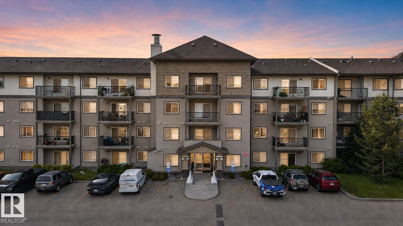 140 301 Clareview Station Drive, Edmonton, Alberta, T5Y 0J4