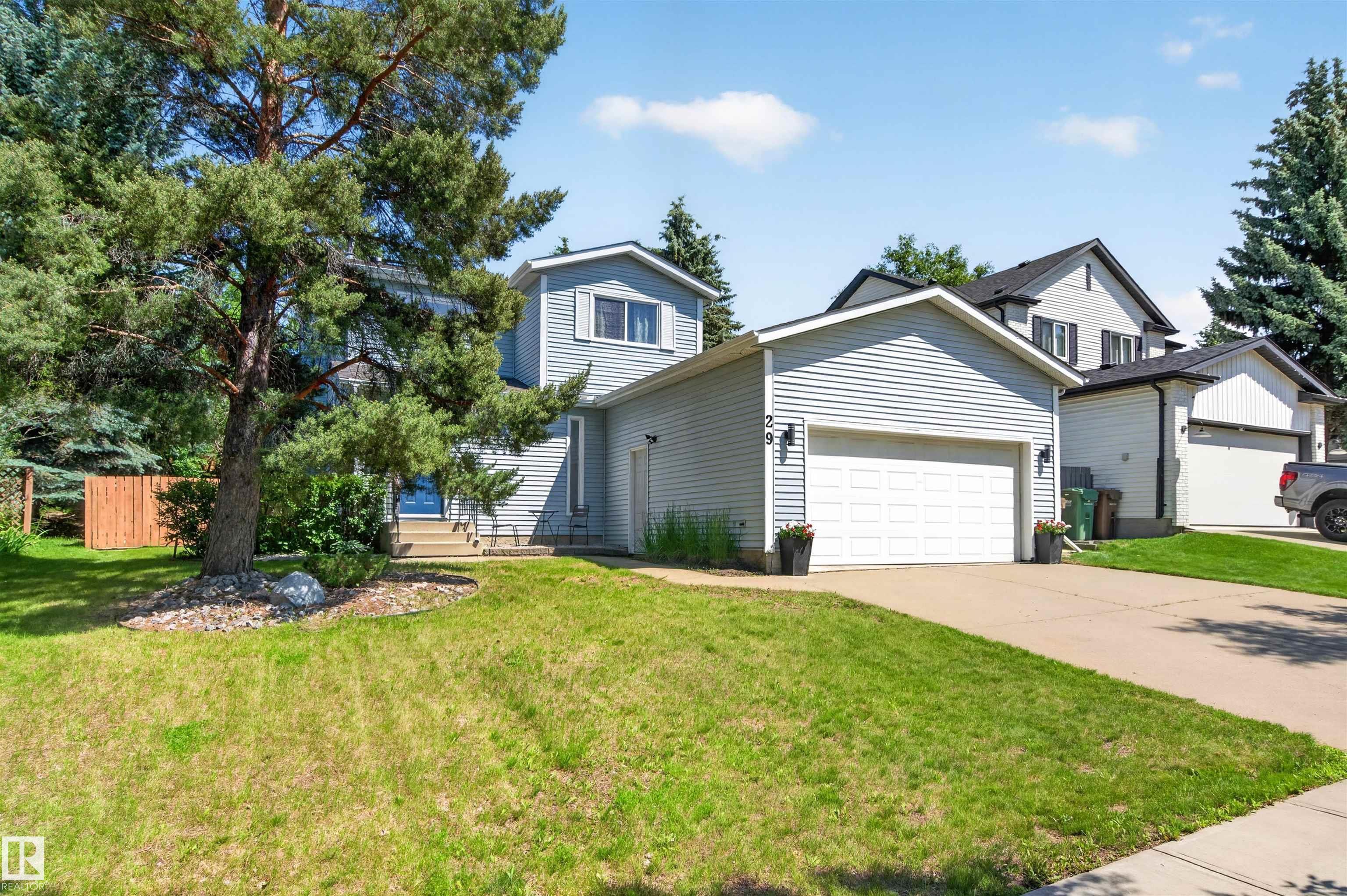 29 Welland Crescent, St. Albert, Alberta, T8N 3W3
