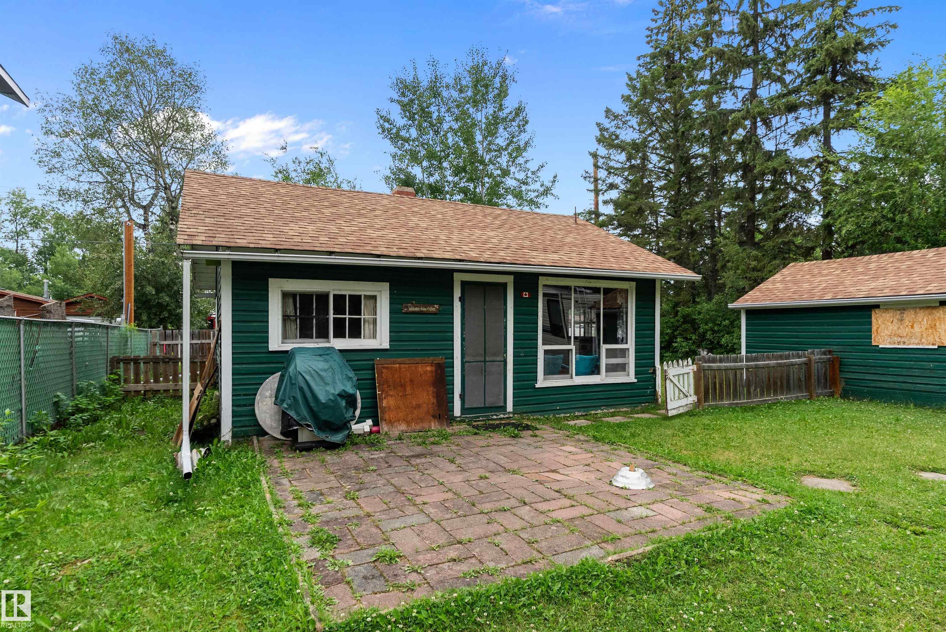211 2nd Avenue, Rural Wetaskiwin County, Alberta, T0C 1X0