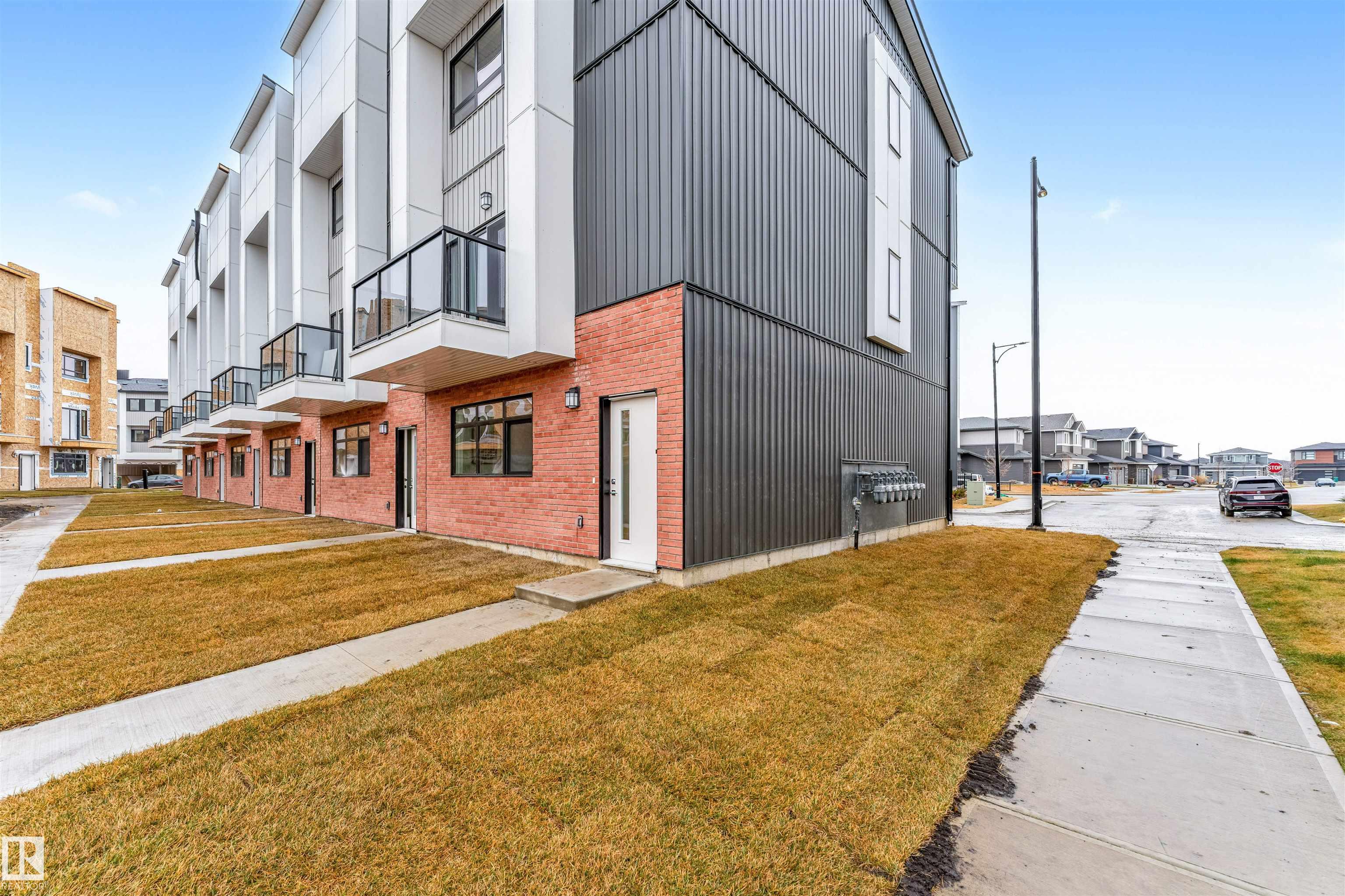 66 130 Element Drive, St. Albert, Alberta, T8N 7X2