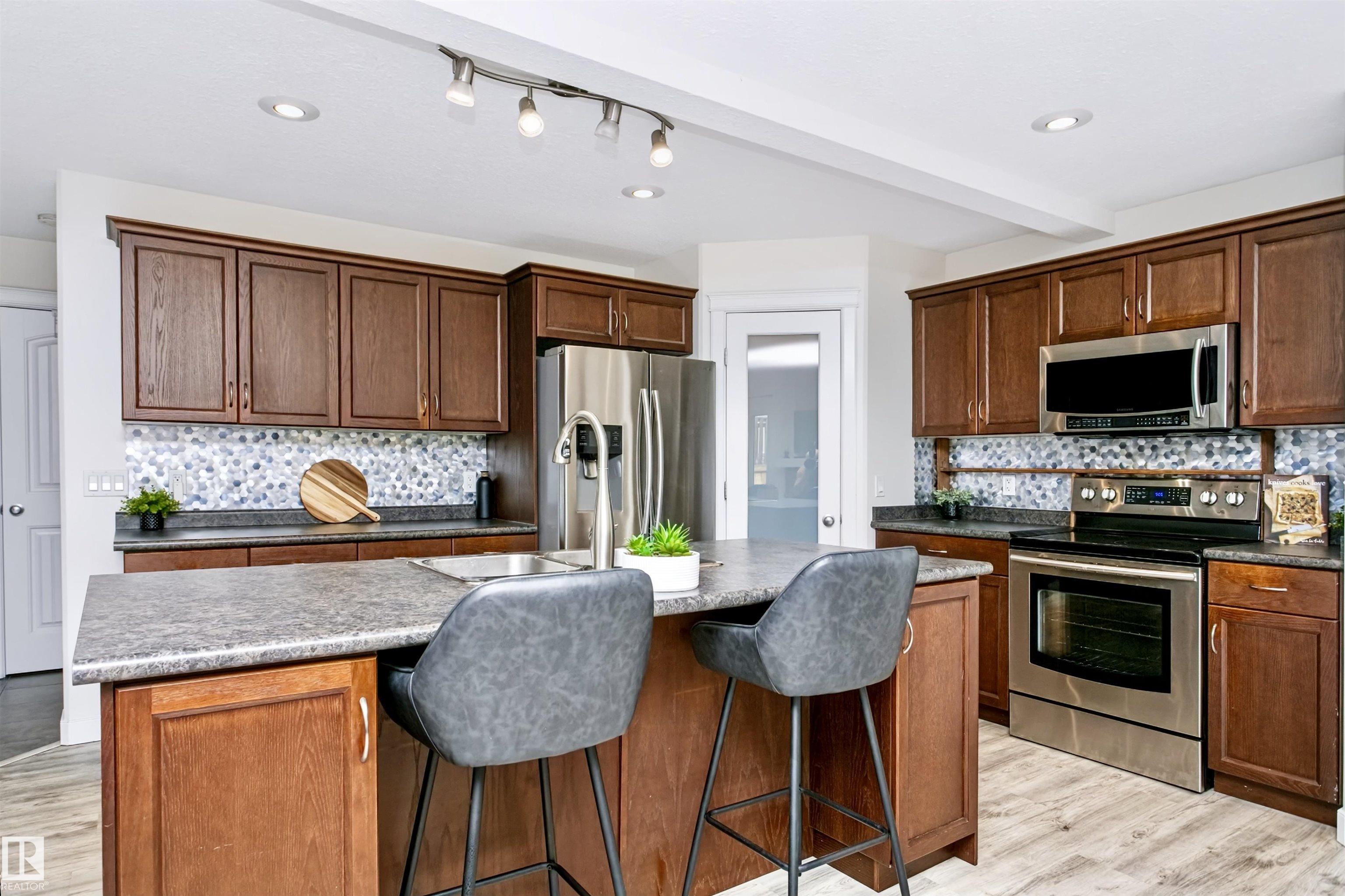 4120 50 Street, Gibbons, Alberta, T0A 1N0