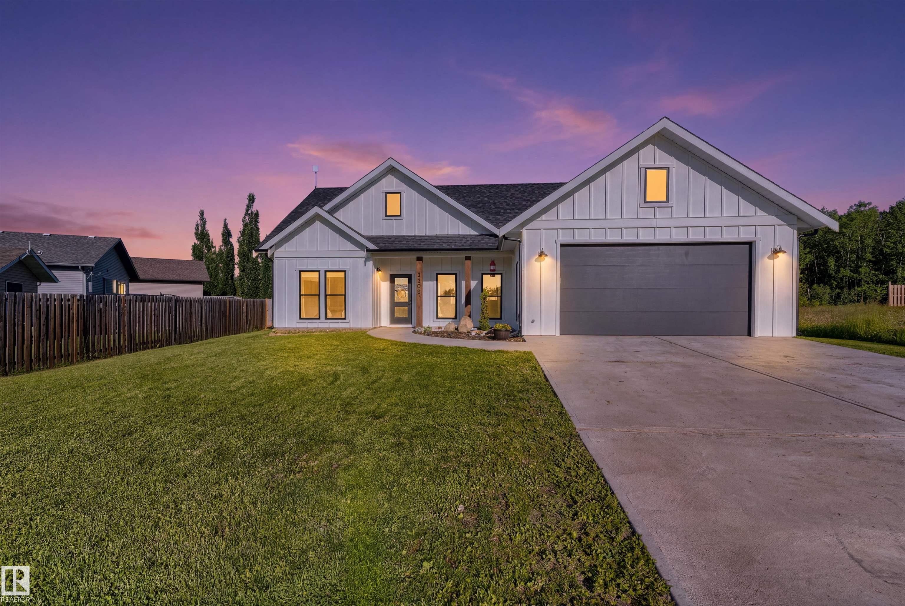 5406 Poplar Lane, Athabasca Town, Alberta, T9S 0A8