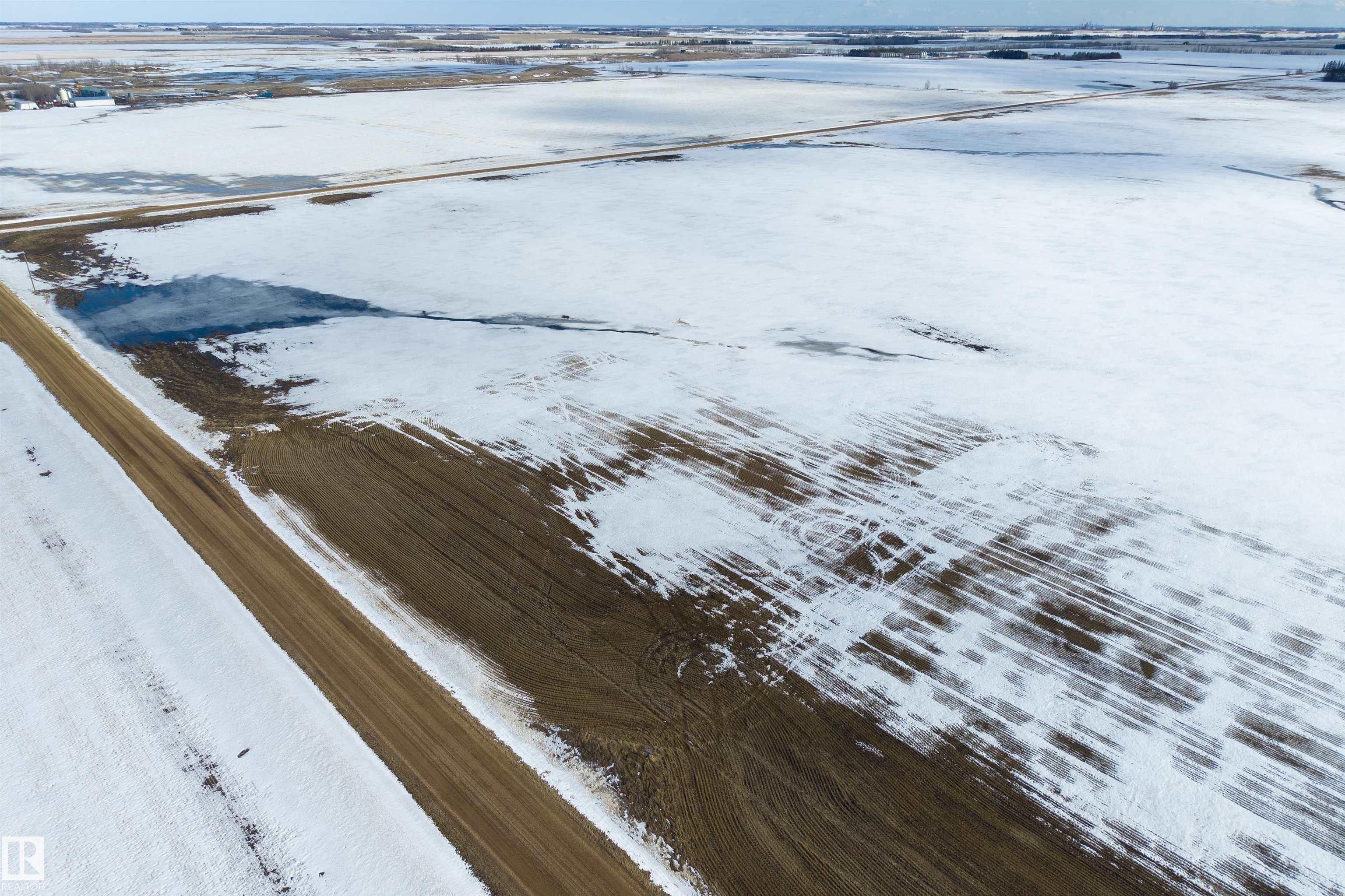 Rge Rd 261 Twp Rd 570, Rural Sturgeon County, Alberta, T8R 1P5