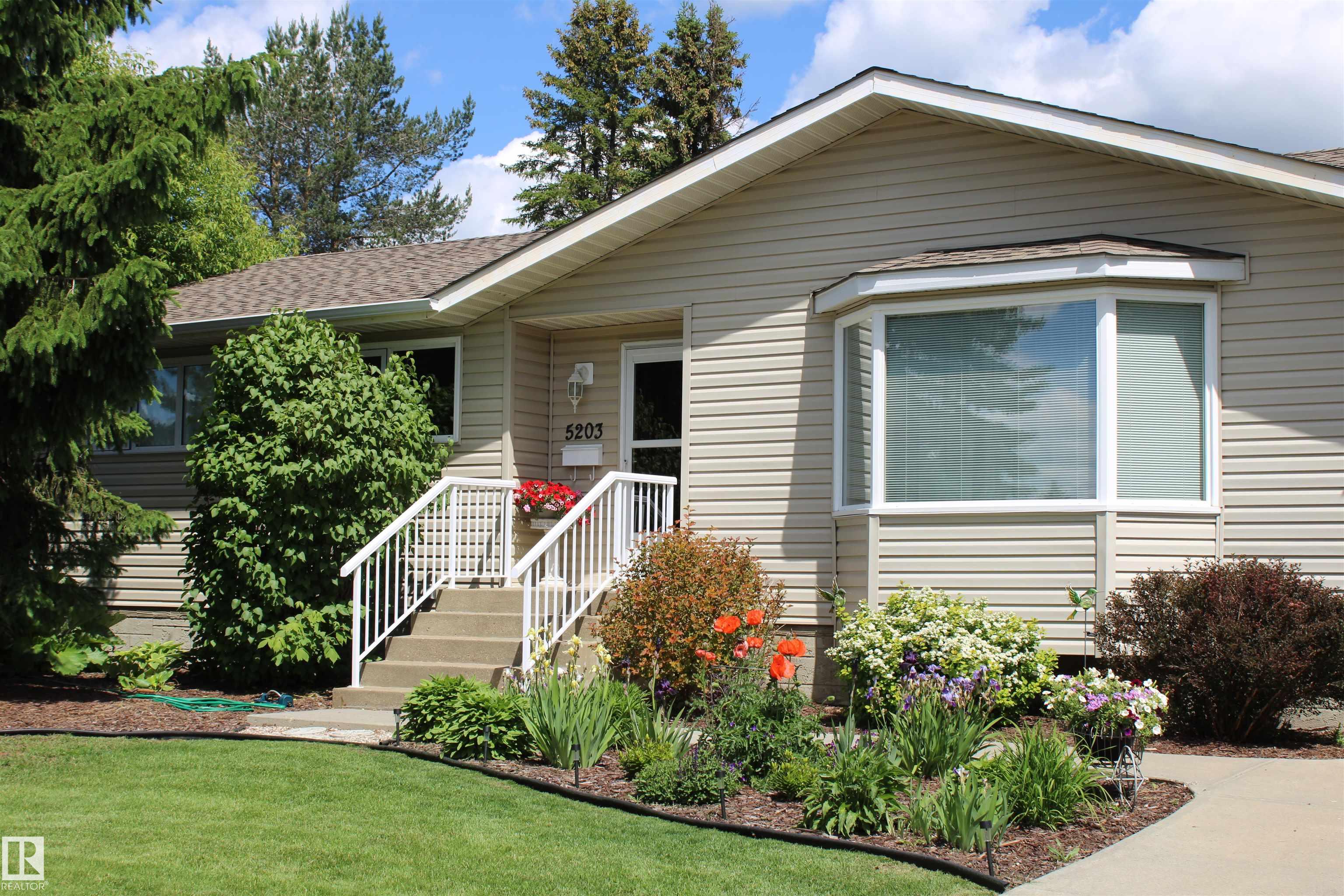 5203 45 Street, Beaumont, Alberta, T4X 1J1
