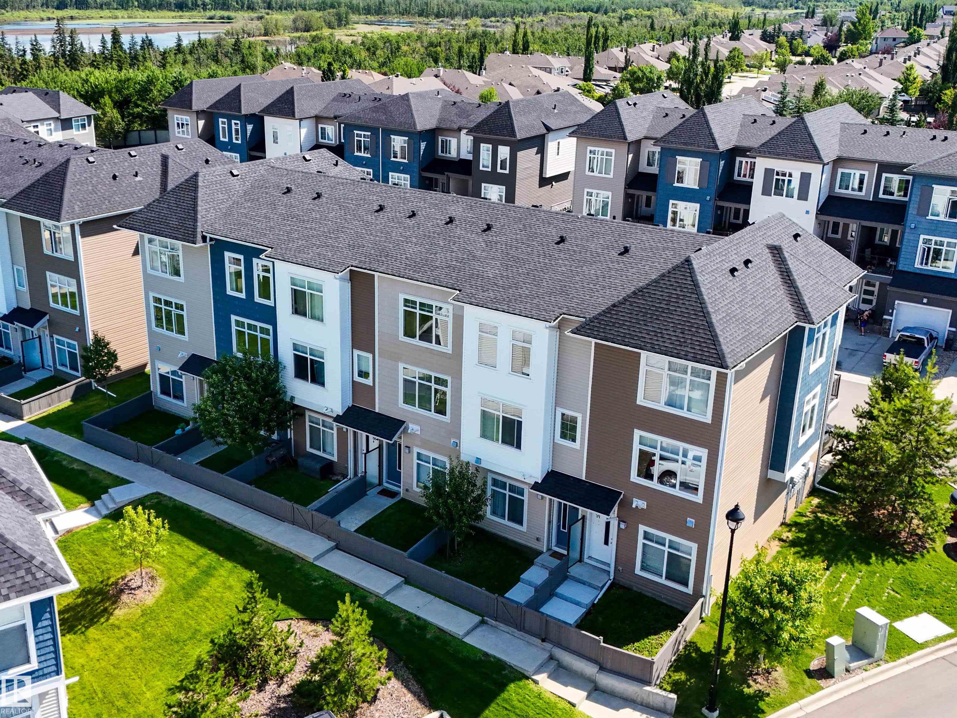 89 600 Bellerose Drive, St. Albert, Alberta, T8N 7T5