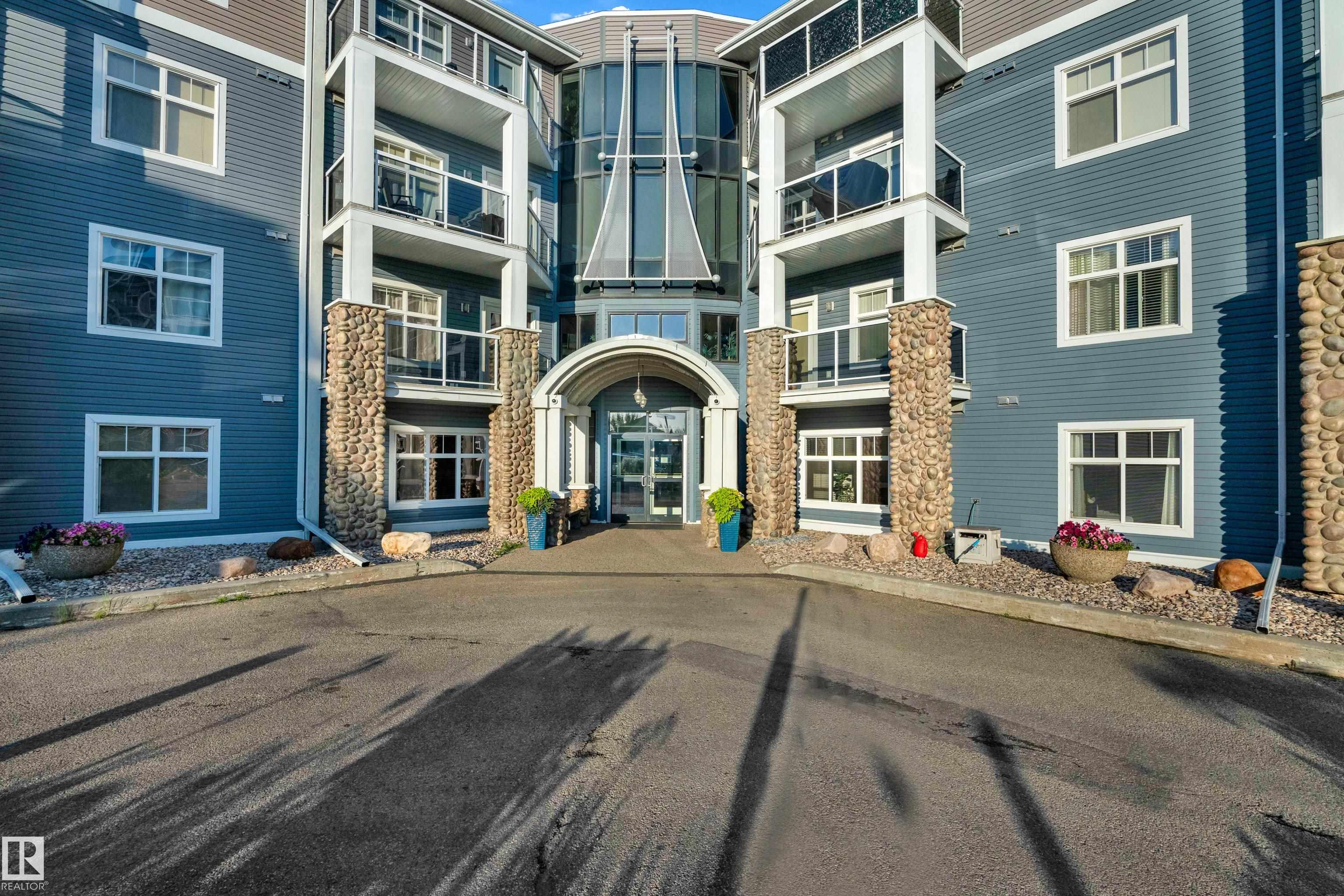 136 16035 132 St, Edmonton, Alberta, T6V 0B4