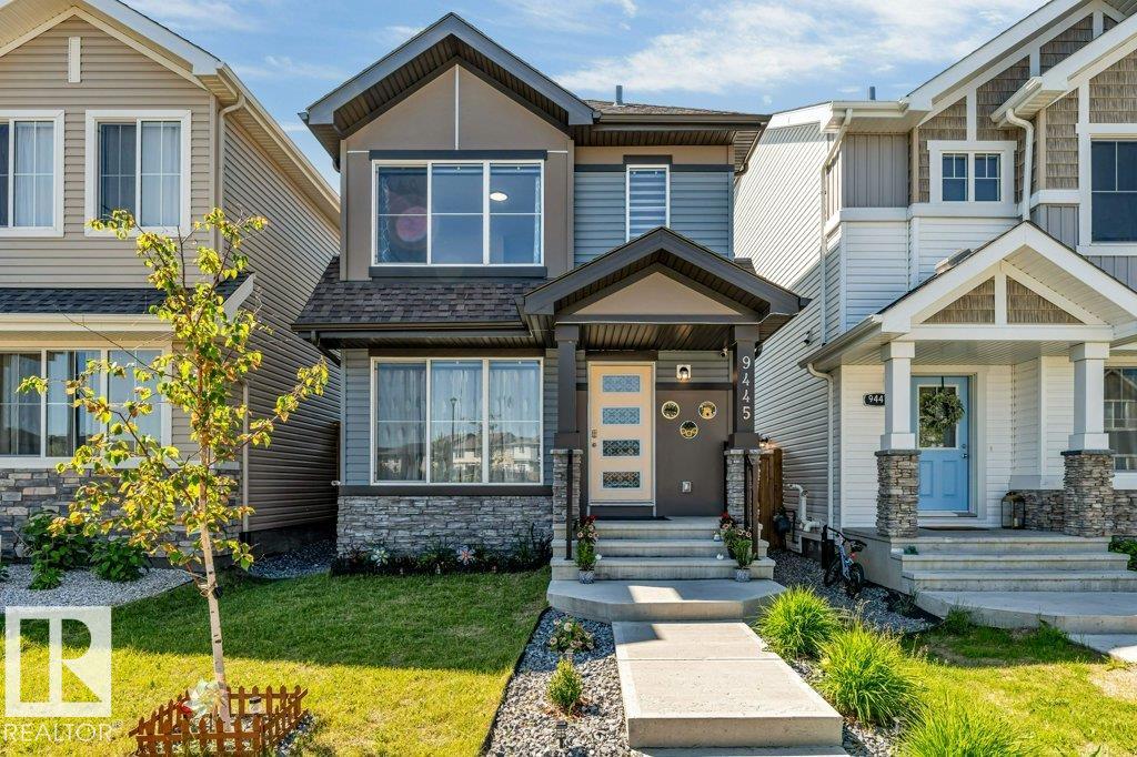 9445 Colak Lane, Edmonton, Alberta, T6W 5G7