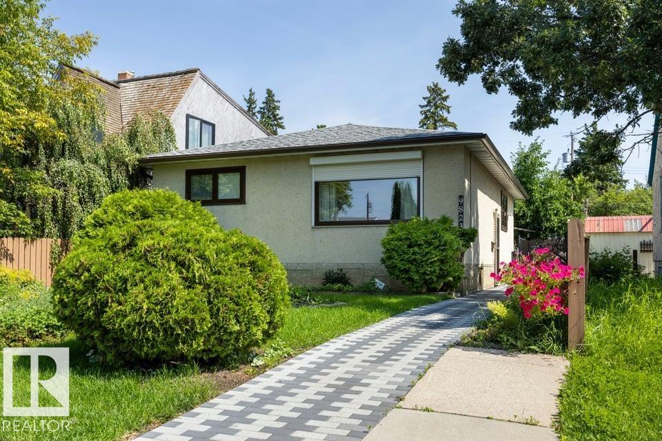9823 151 Street, Edmonton, Alberta, T5P 1S9