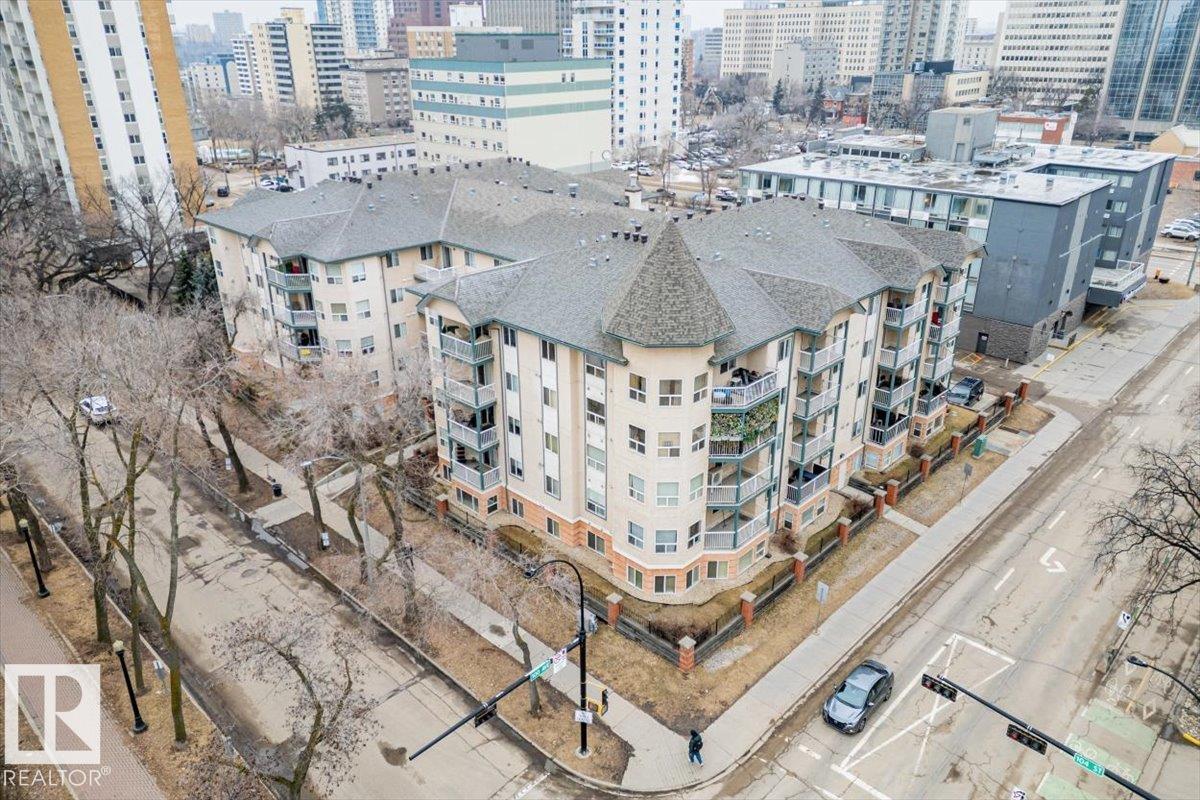 206 9938 104 Street, Edmonton, Alberta, T5K 2X7