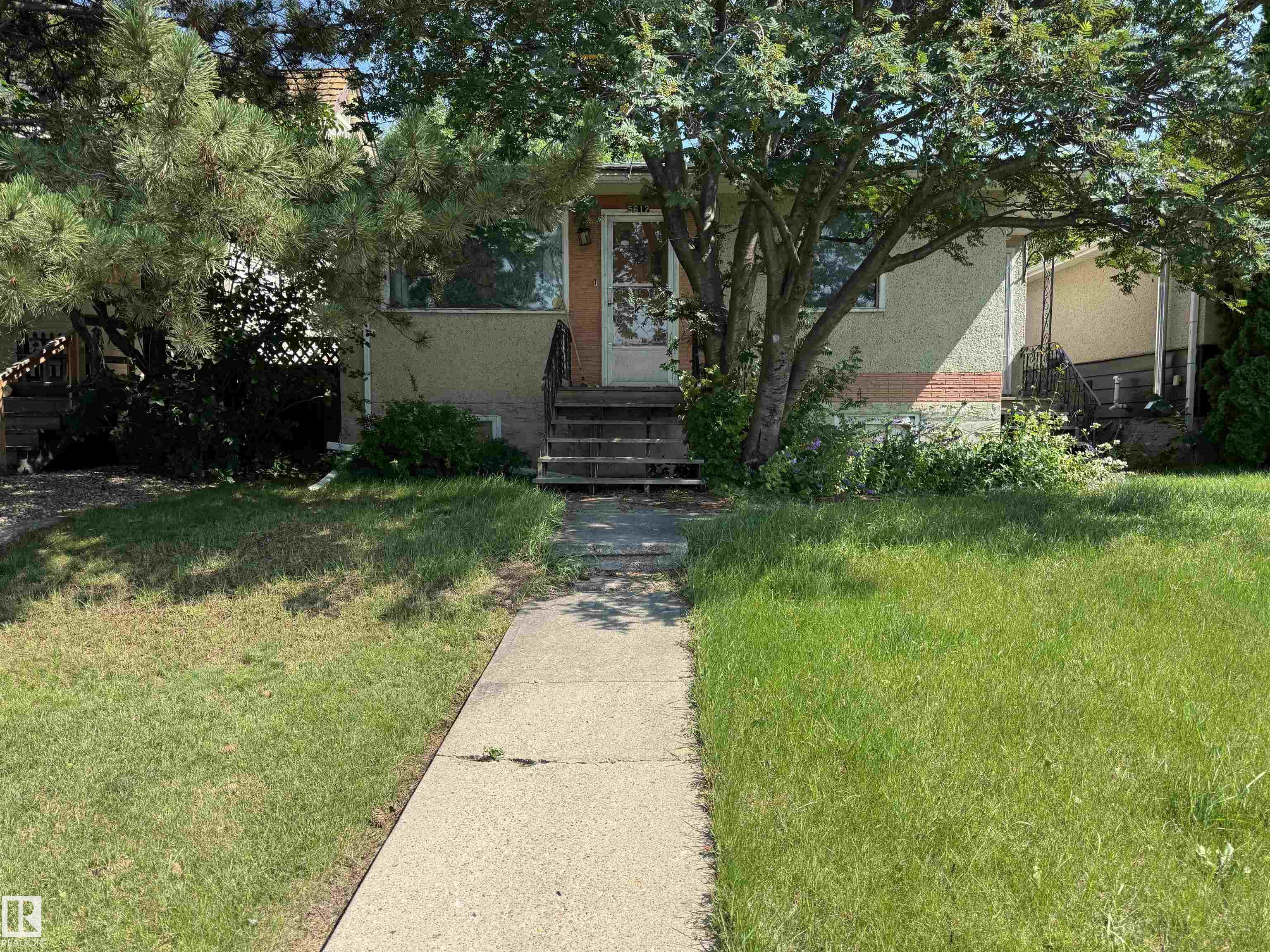 5617 50 Street, Vegreville, Alberta, T9C 1H7