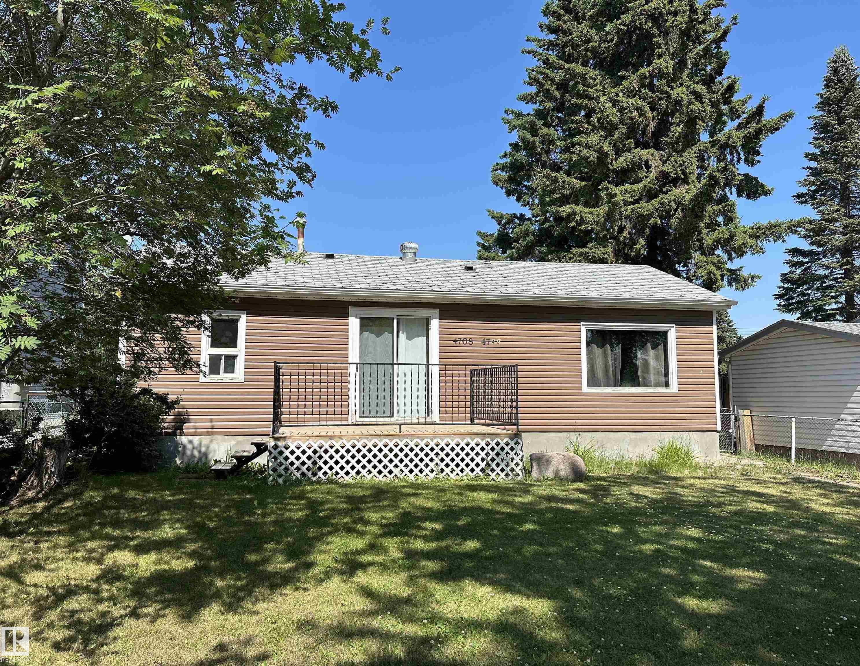 4708 47 Avenue, Drayton Valley, Alberta, T7A 1H7
