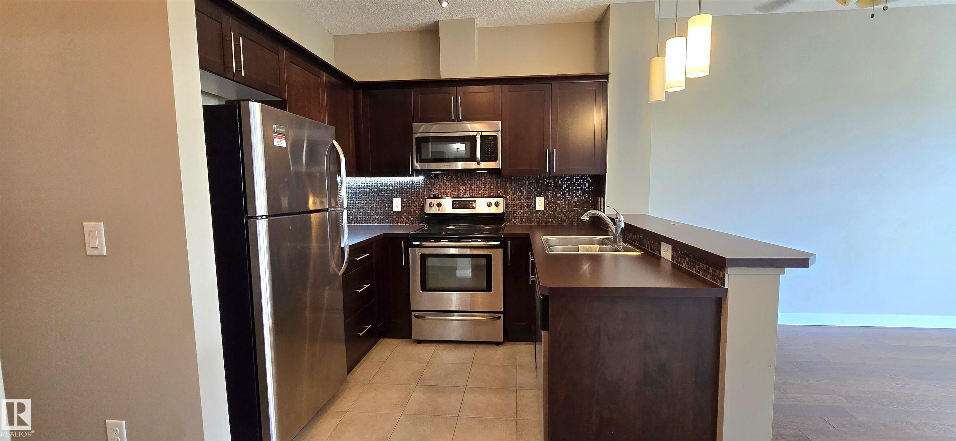 409 2584 Anderson Way, Edmonton, Alberta, T6W 0R2