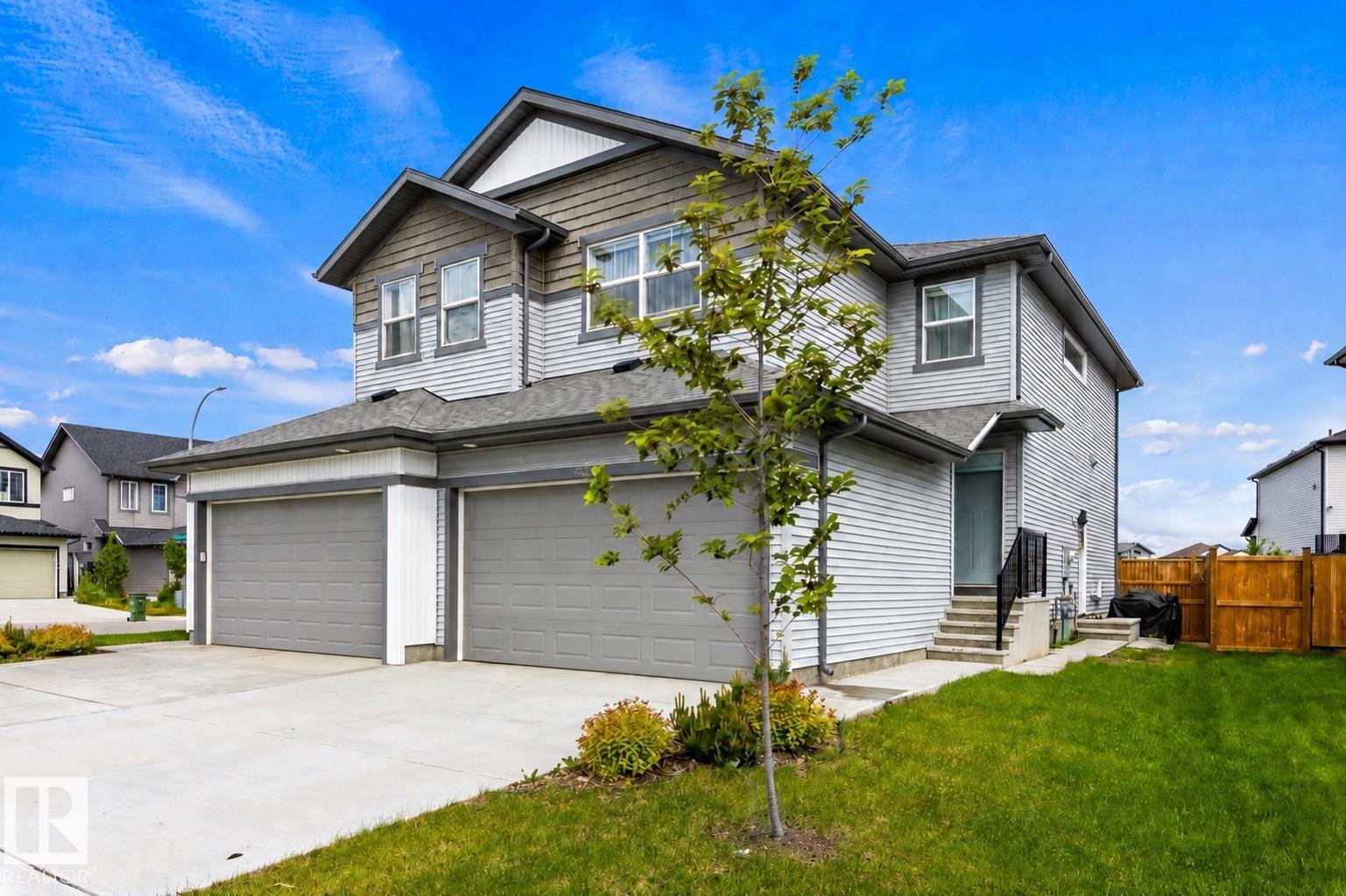 2554 151a Avenue, Edmonton, Alberta, T5Y 3Y5
