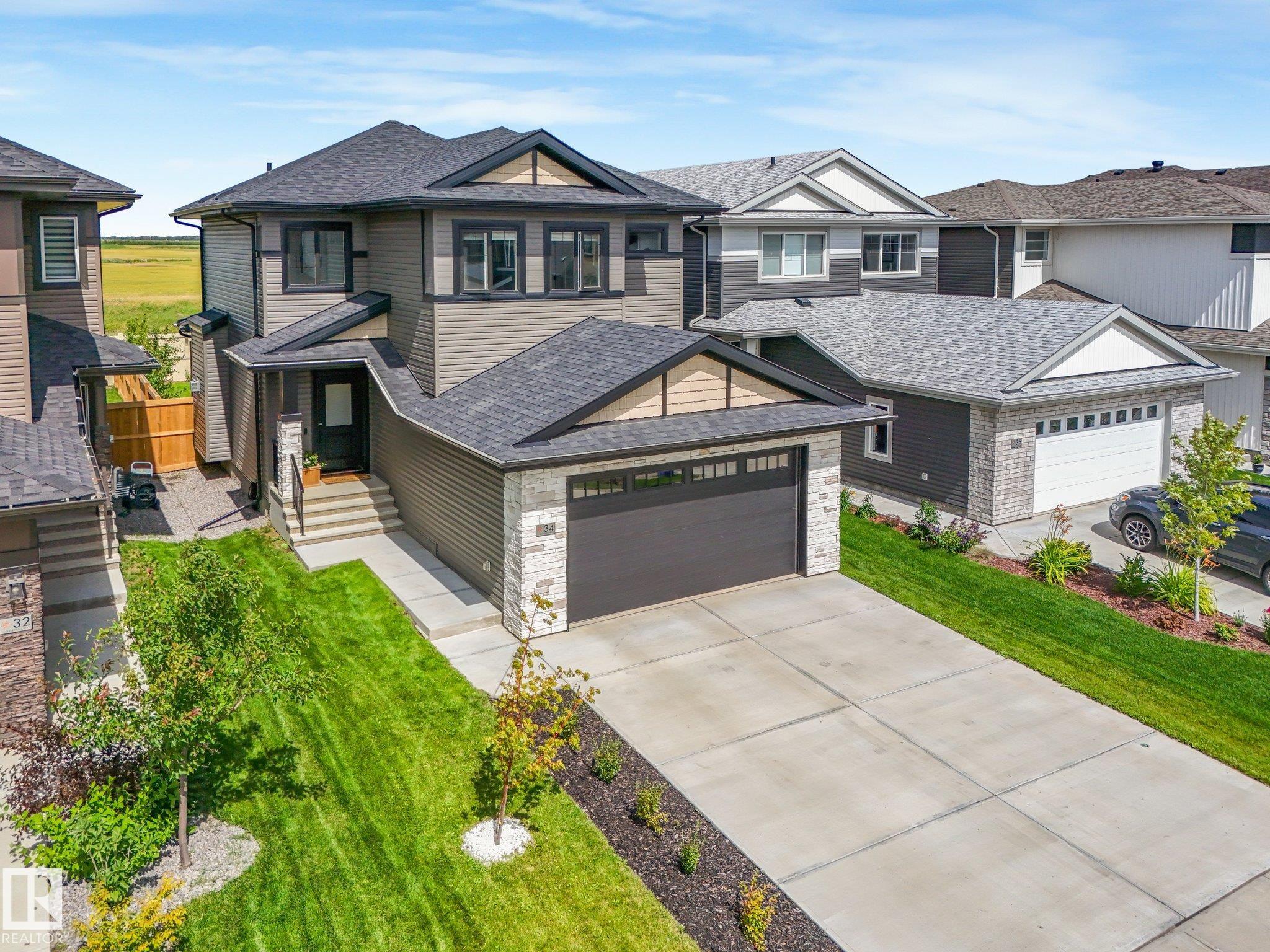 34 Edgefield Way, St. Albert, Alberta, T8N 8A1