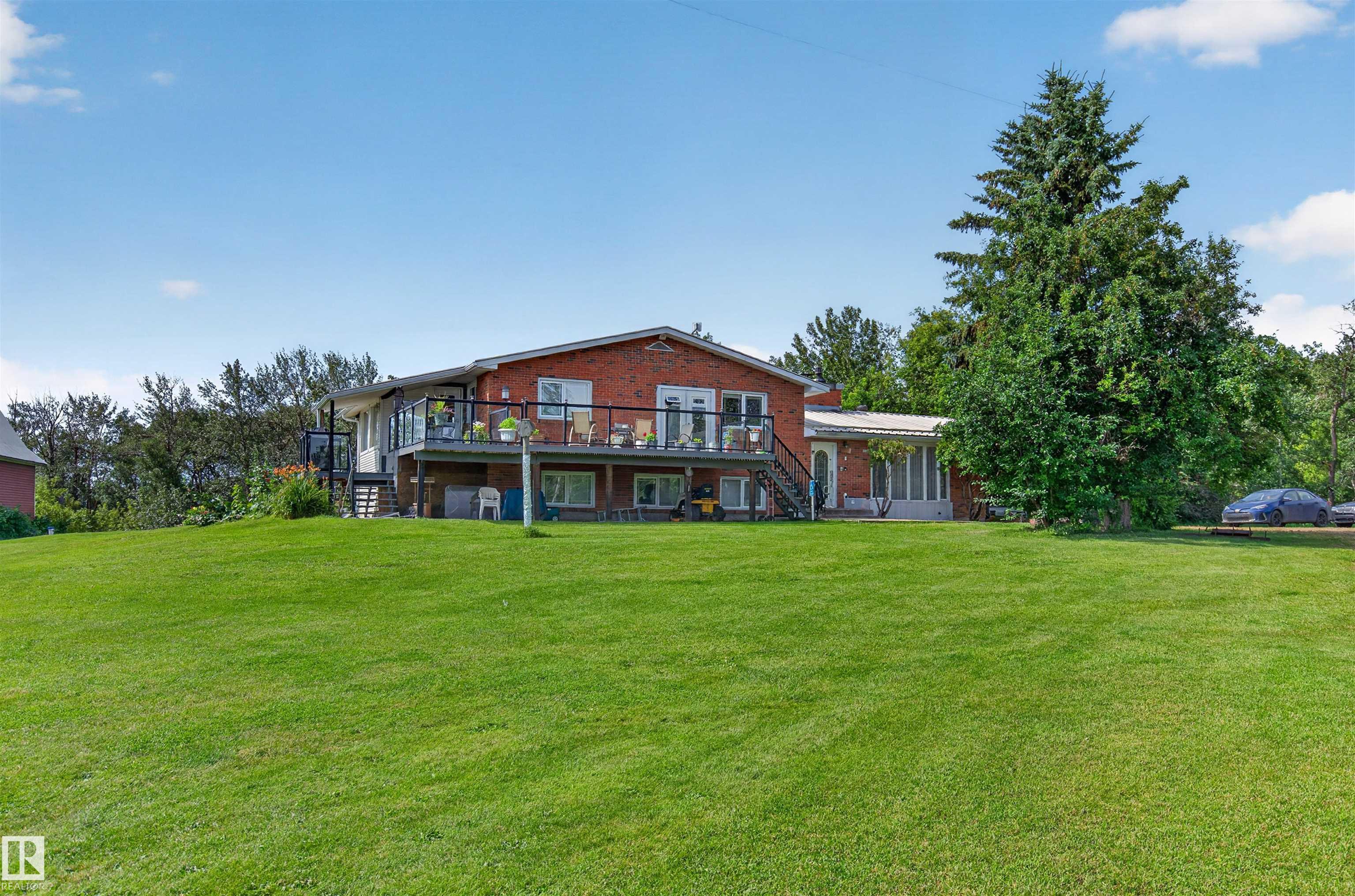 56505 Rge Road 233, Rural Sturgeon County, Alberta, T0A 1N4