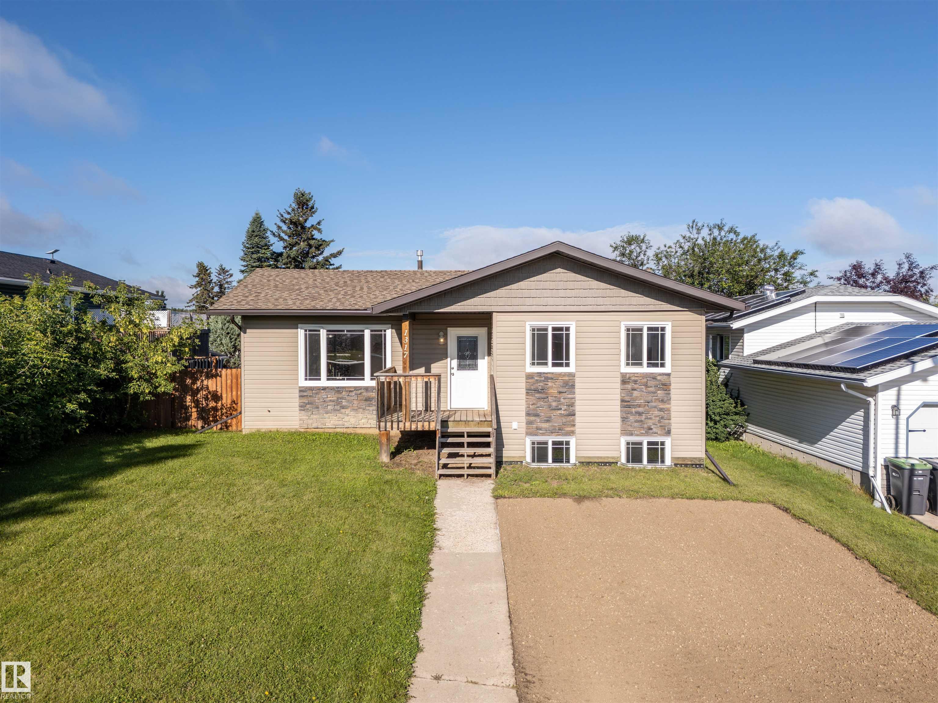 1317 11 Street, Cold Lake, Alberta, T9M 1J5