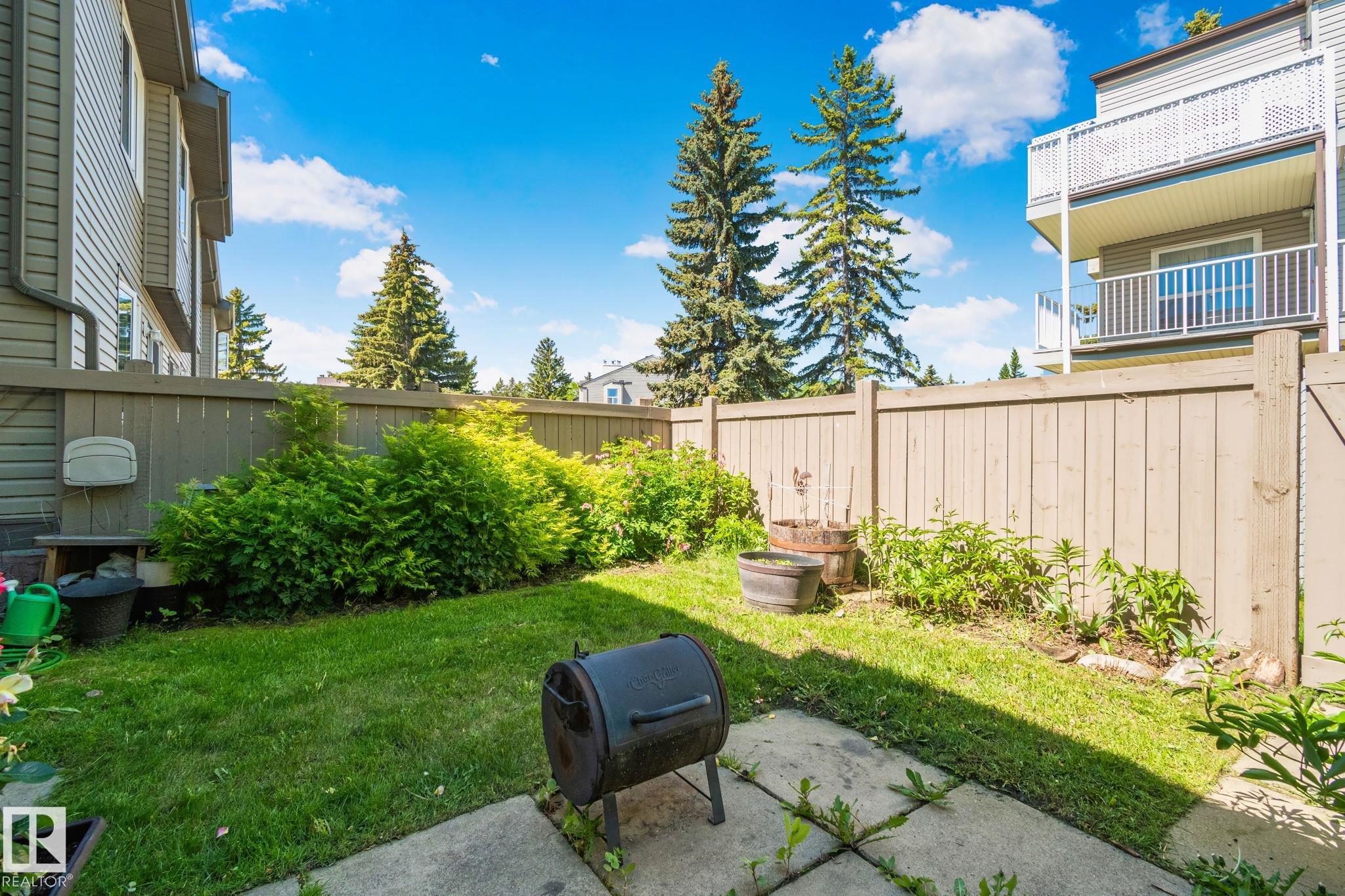 41 Akinsdale Gardens, St. Albert, Alberta, T8N 2W8