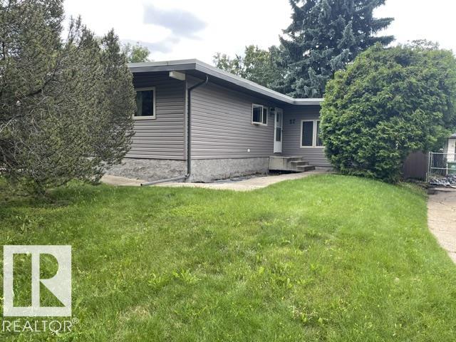 27 Gatewood Avenue, St. Albert, Alberta, T8N 1A2